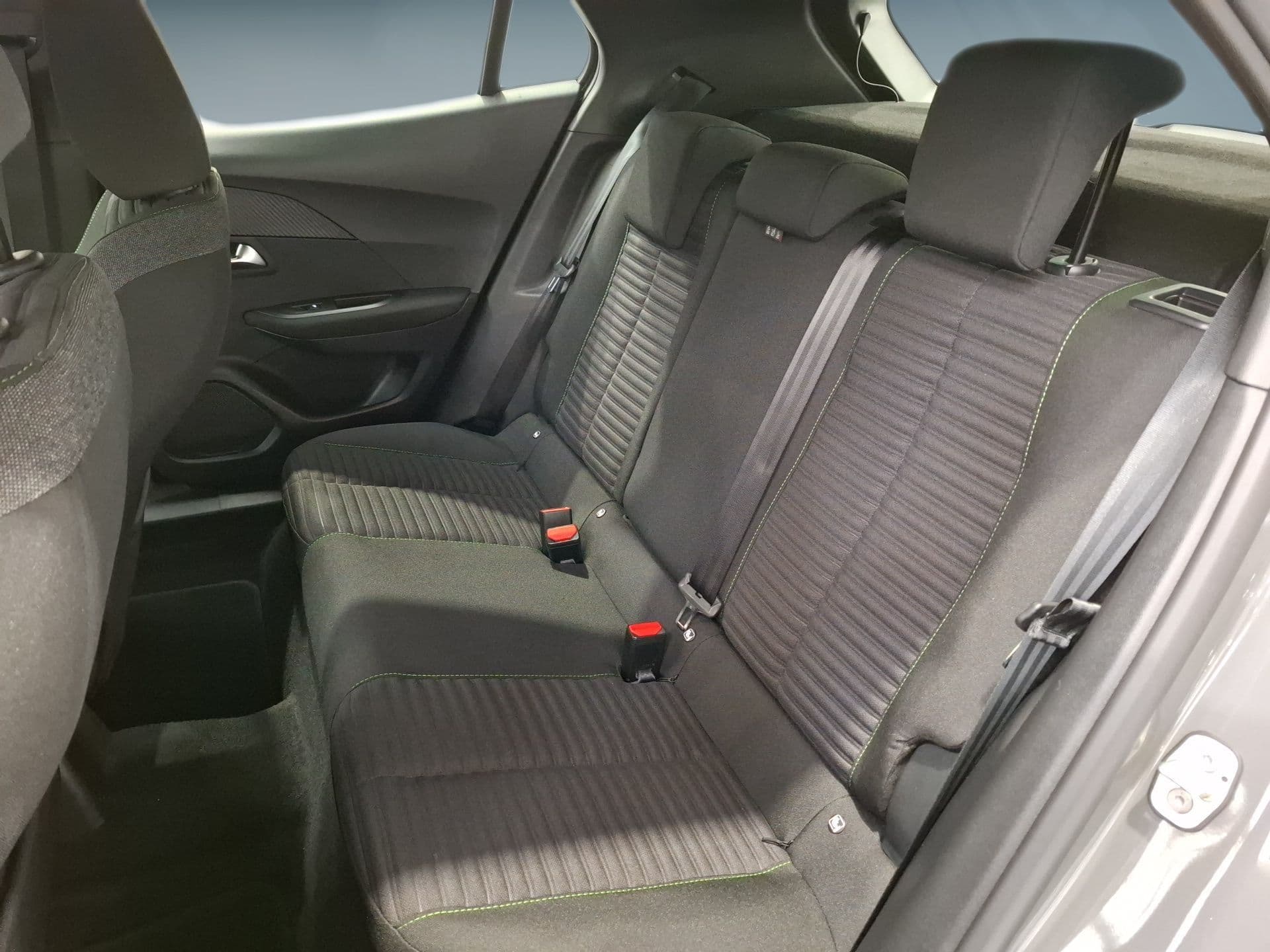 Peugeot 2008 - 11