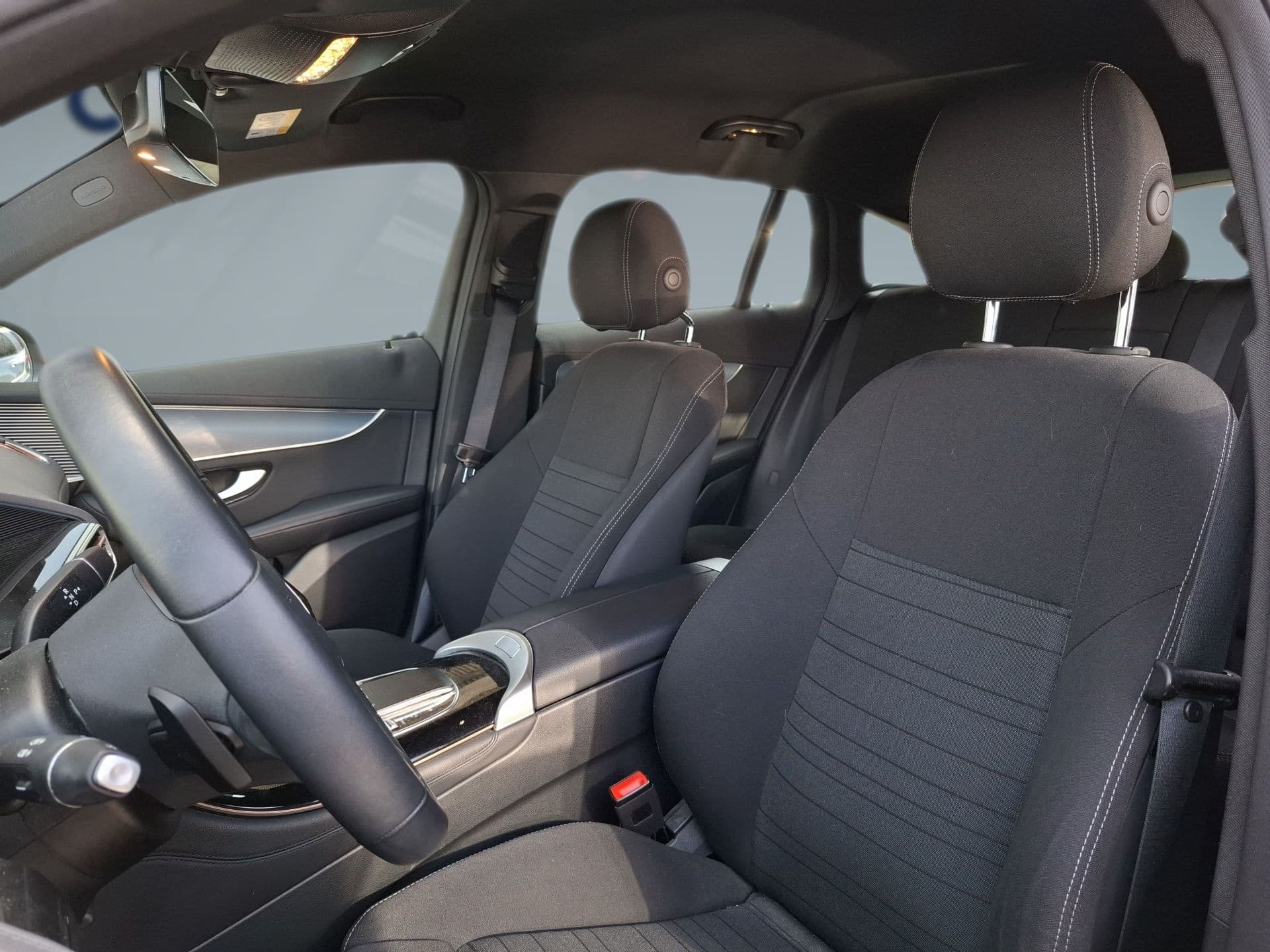 Mercedes-Benz EQC - 11