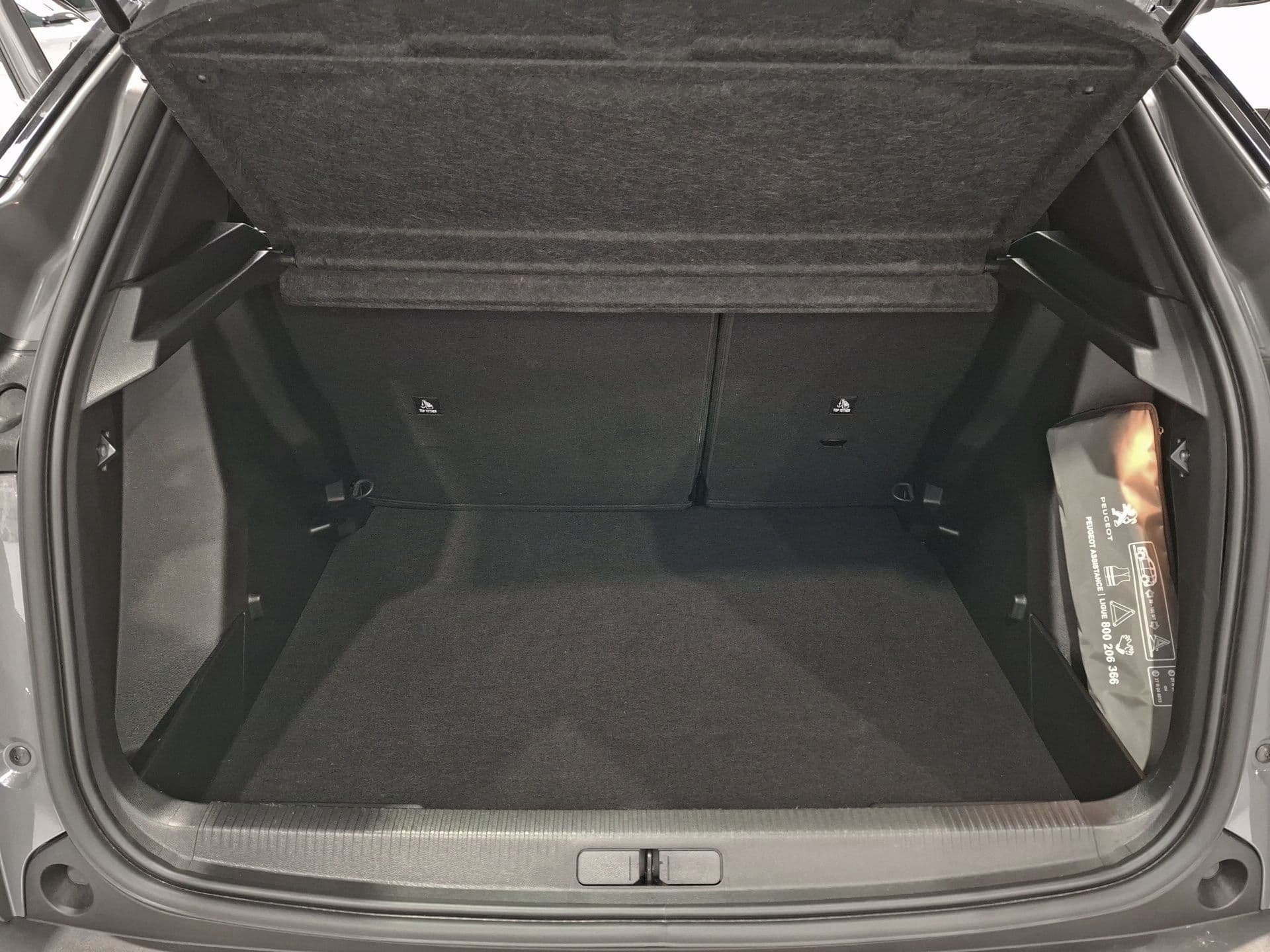 Peugeot 2008 - 7