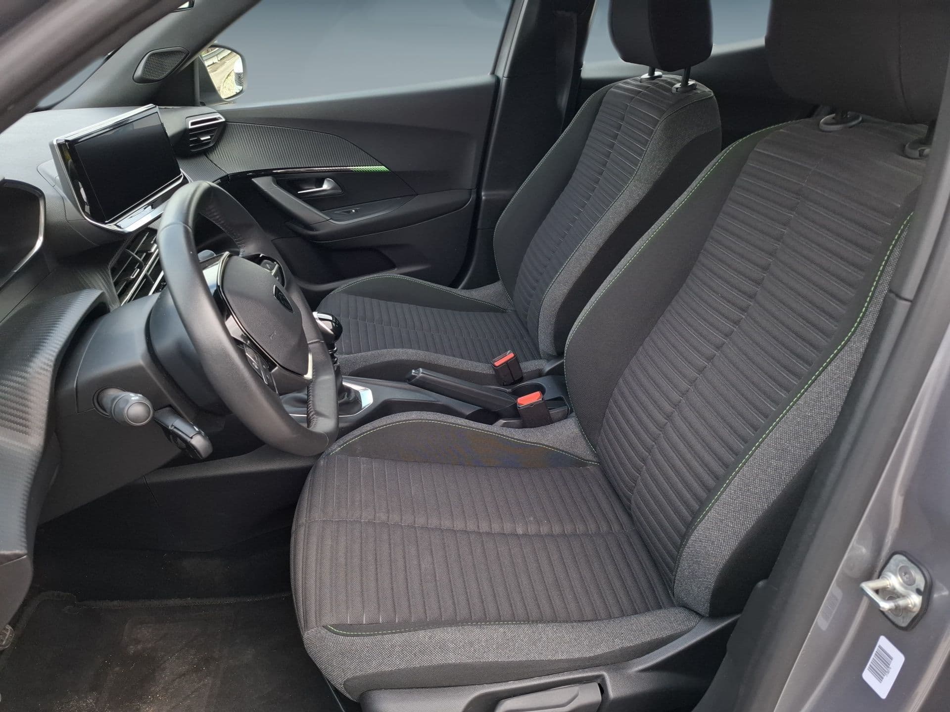 Peugeot 2008 - 9
