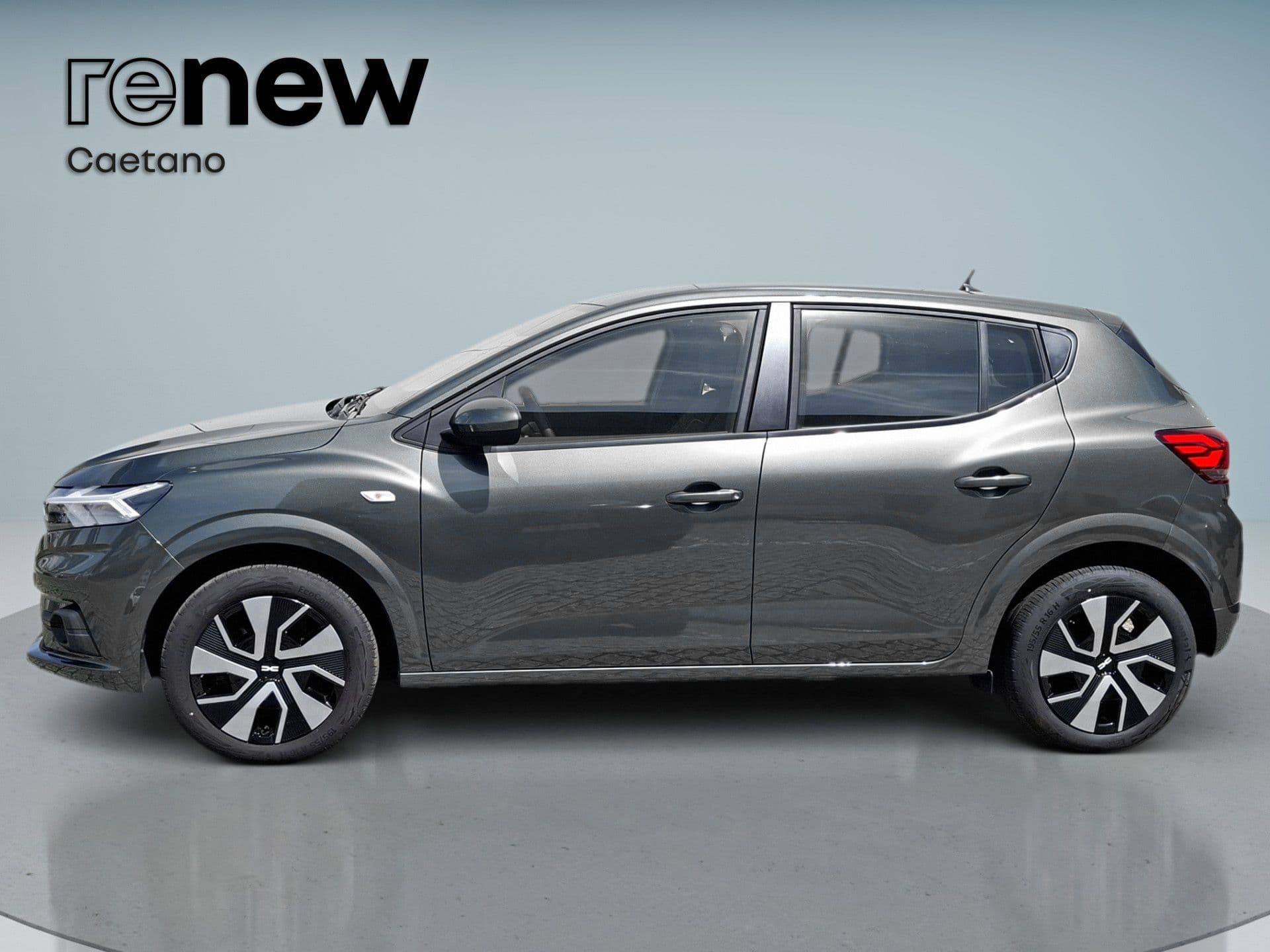 Dacia Sandero - 4