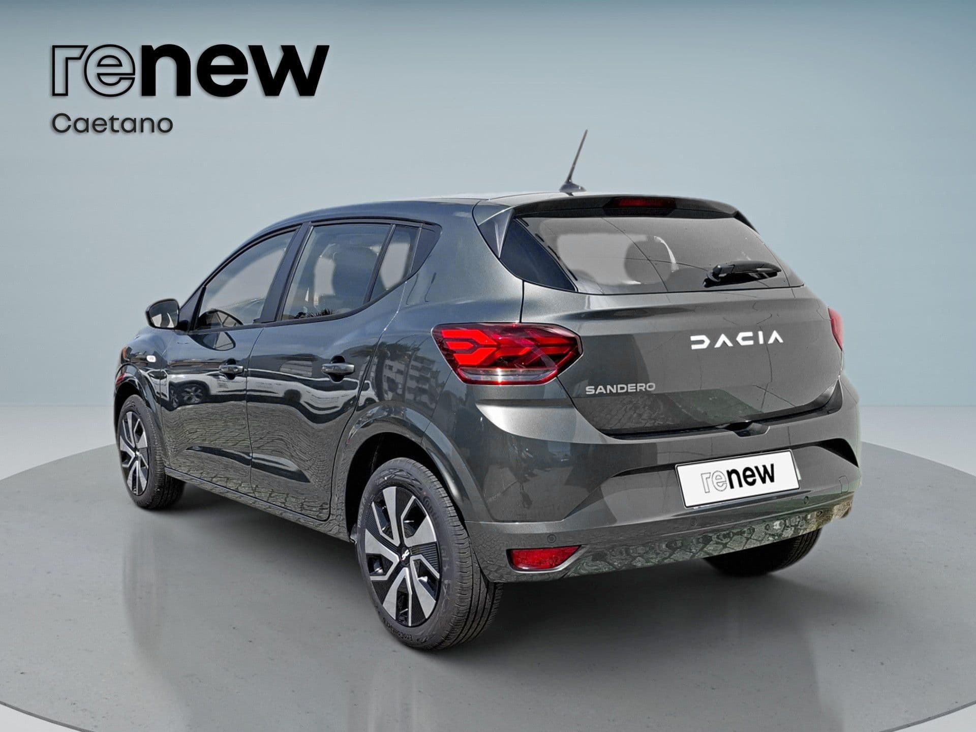 Dacia Sandero - 5
