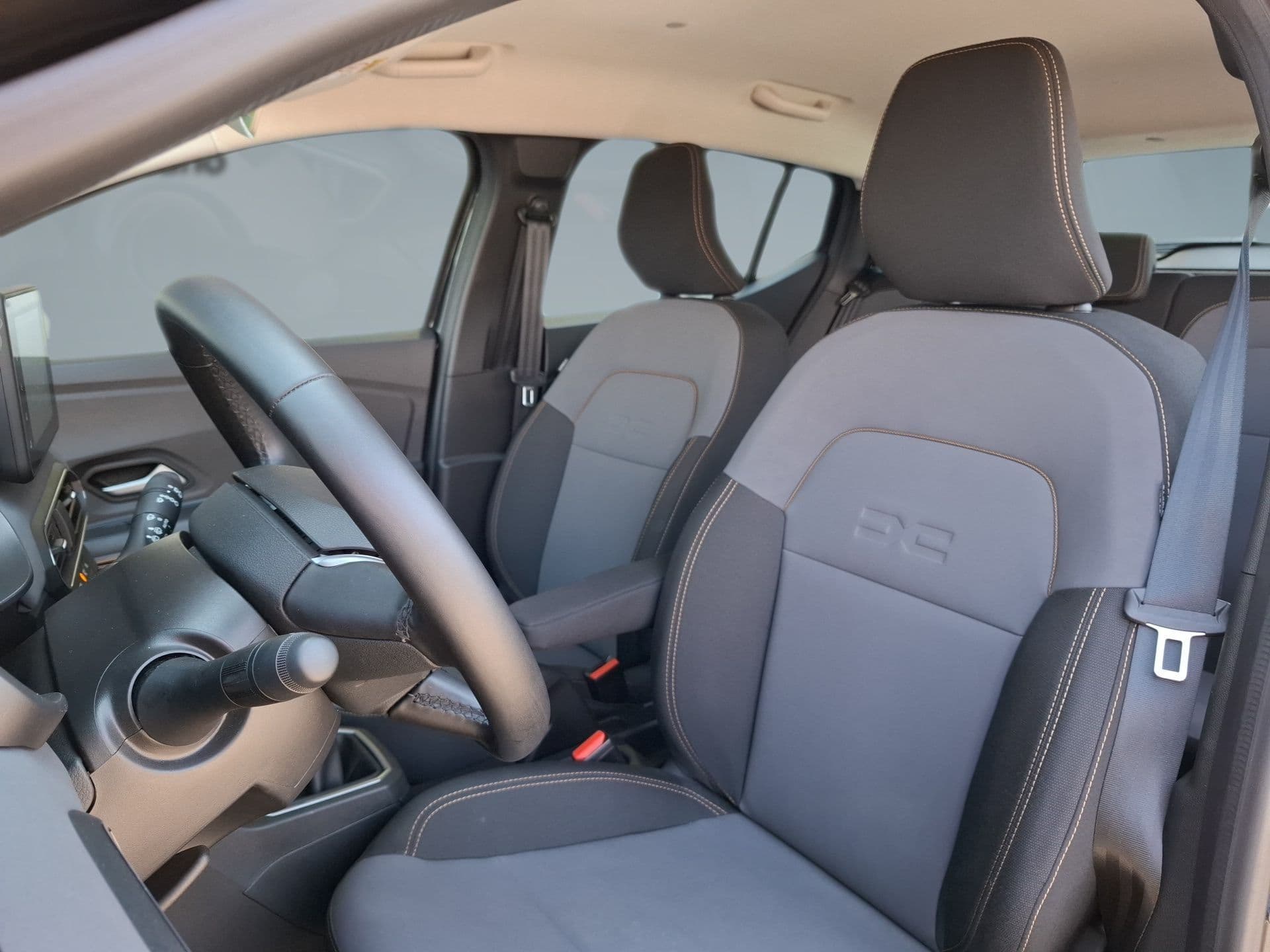Dacia Sandero - 11