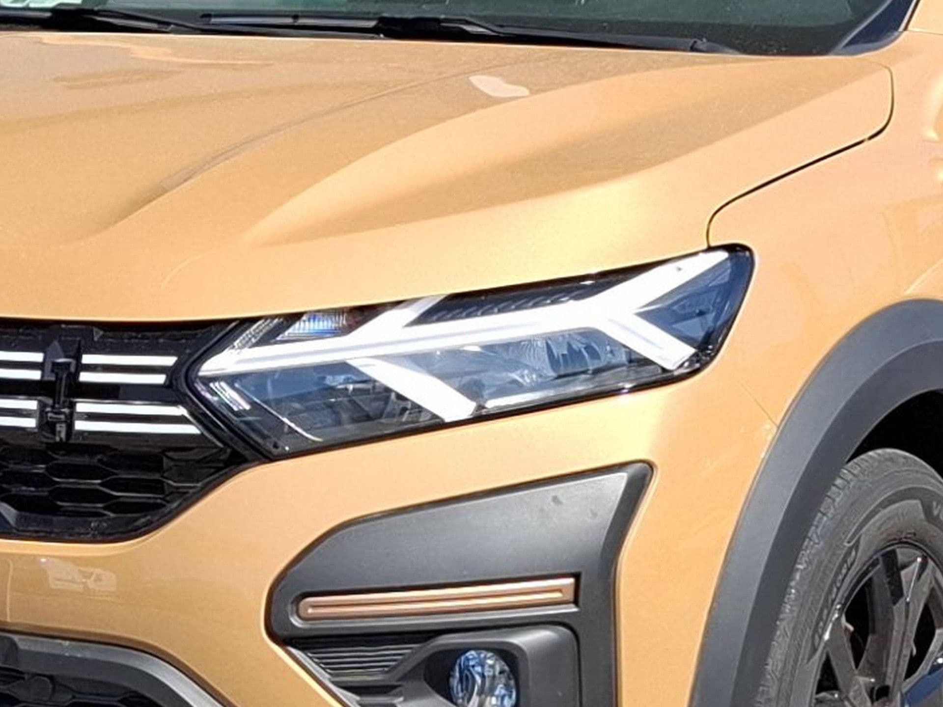 Dacia Sandero - 3