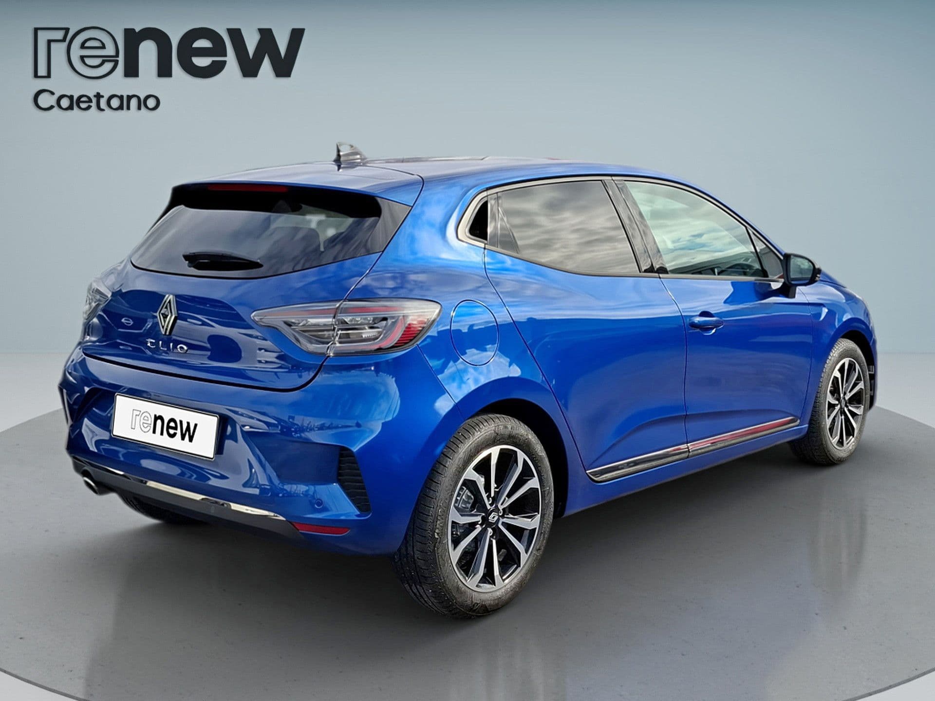 Renault Clio - 7