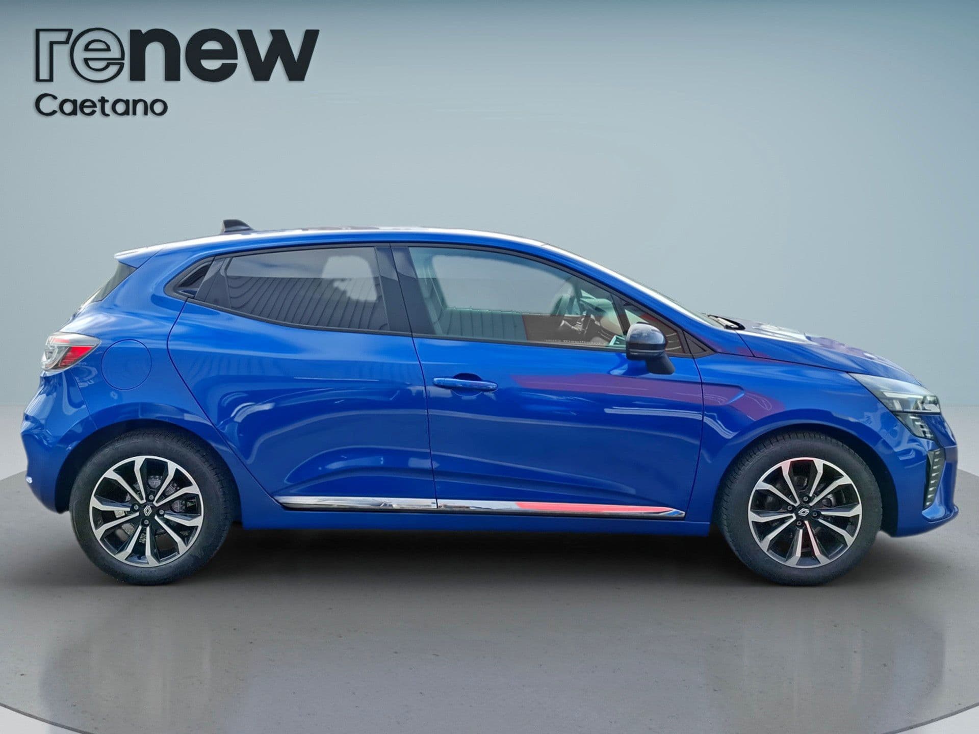 Renault Clio - 8