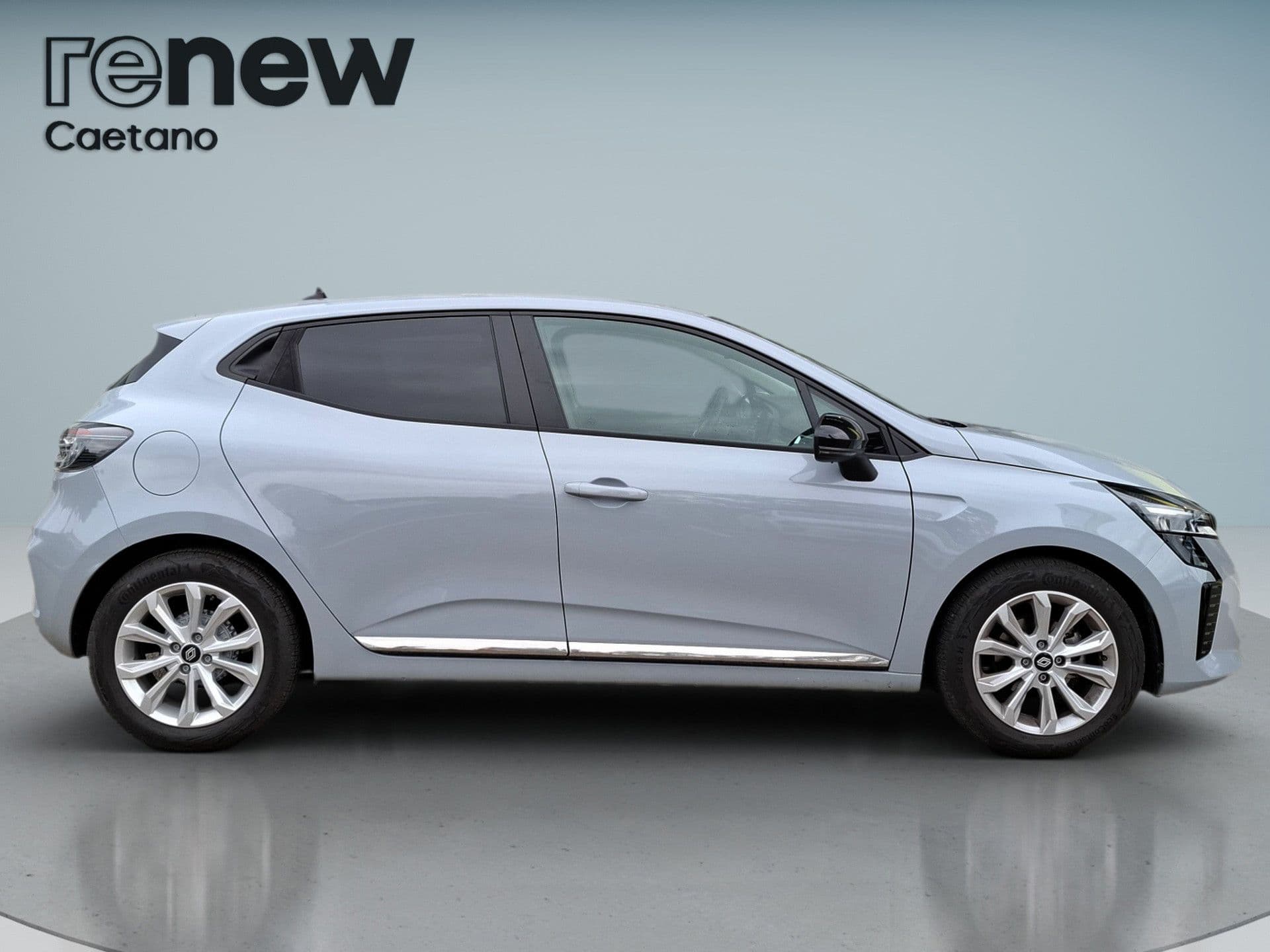 Renault Clio - 9