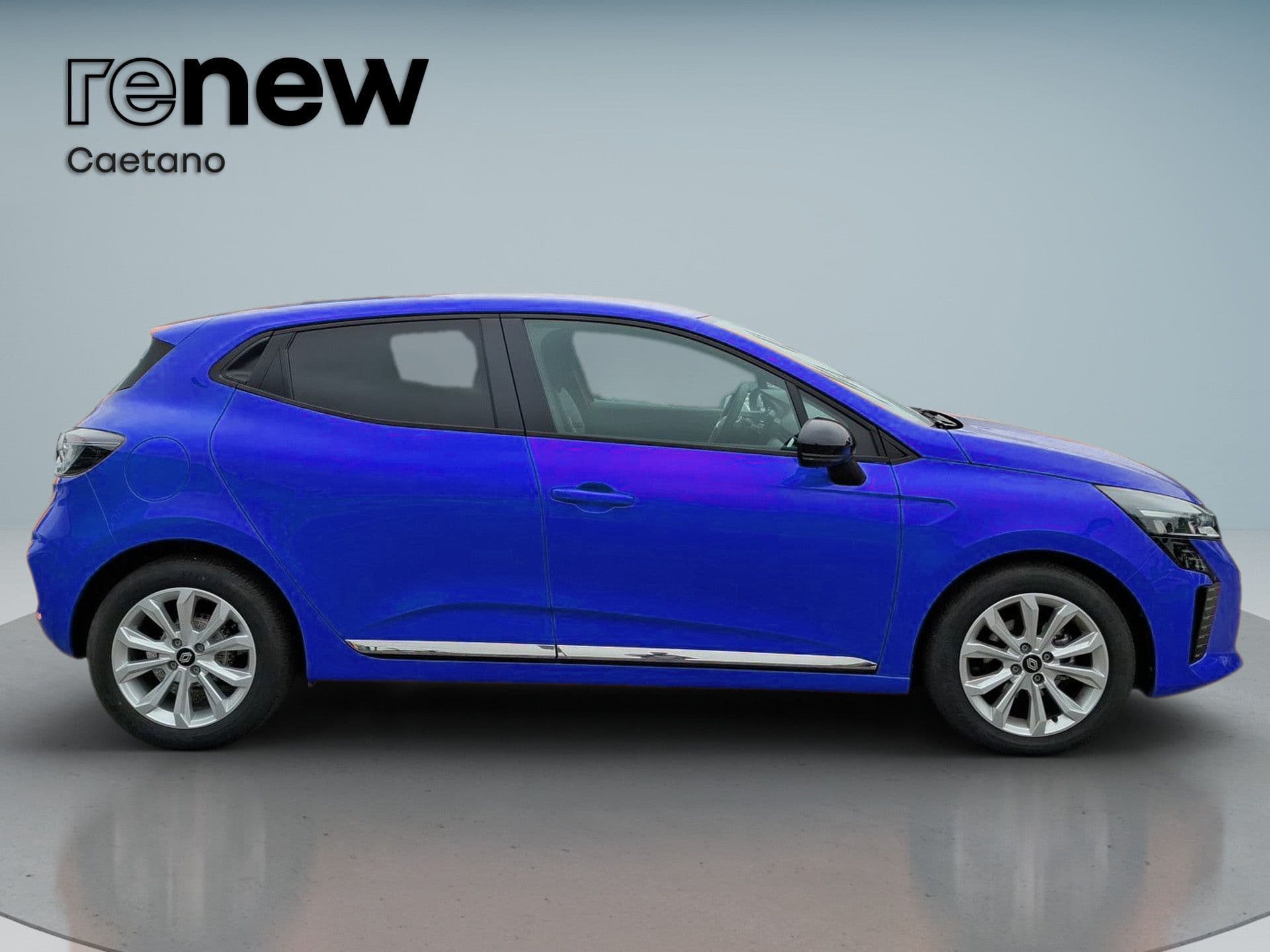 Renault Clio - 8