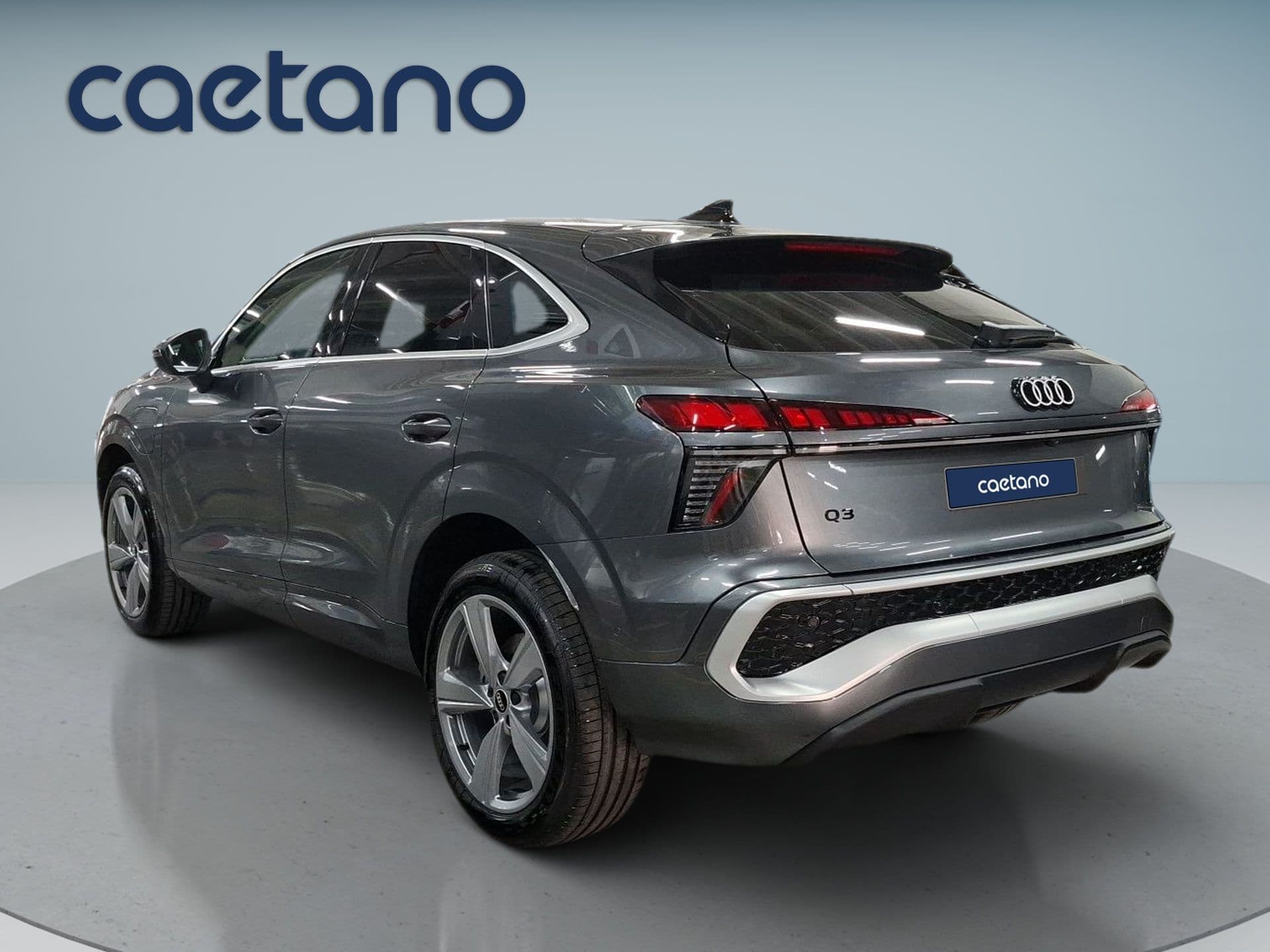Audi Q3 Sportback - 3