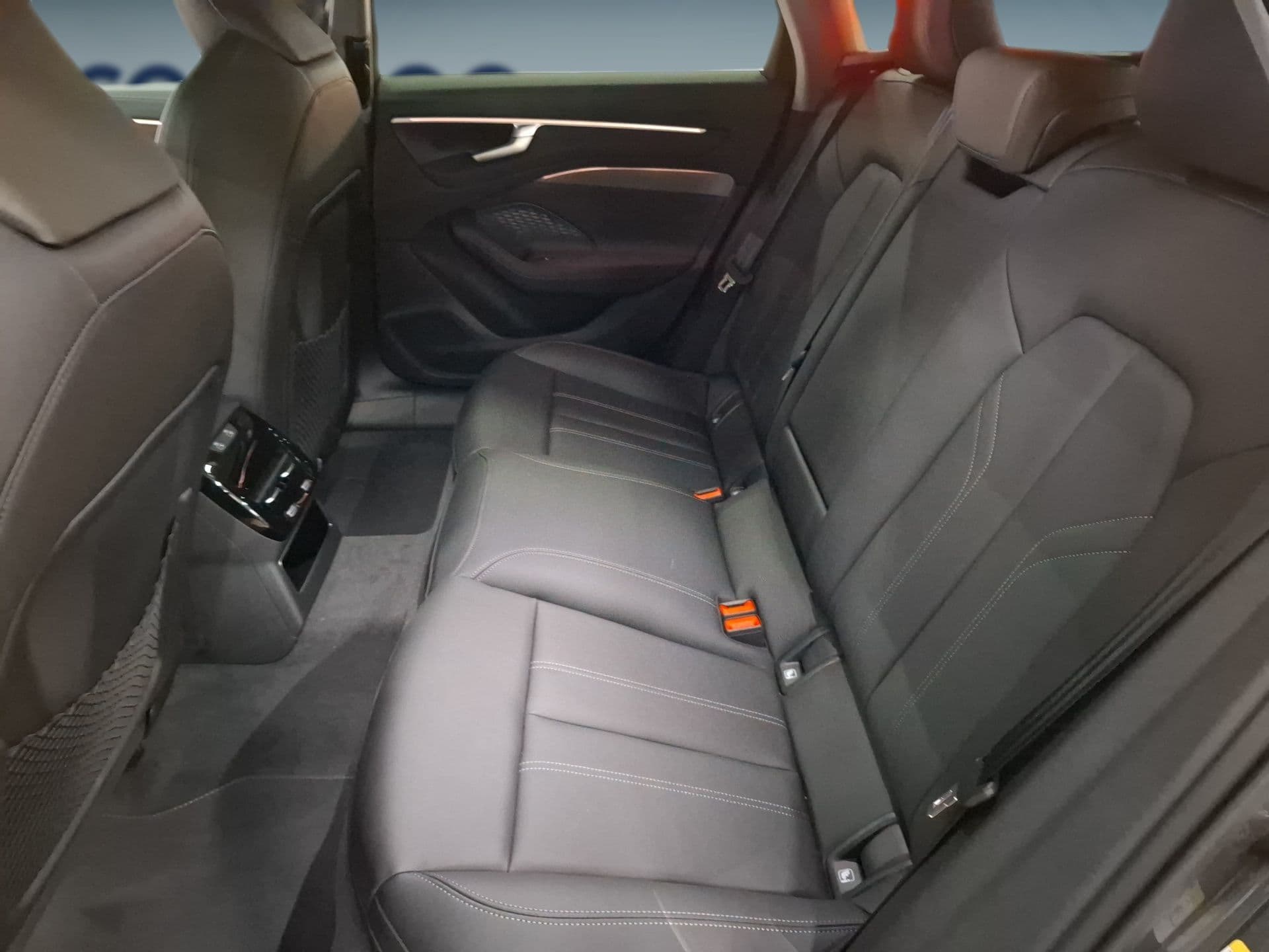 Audi A6 - 12