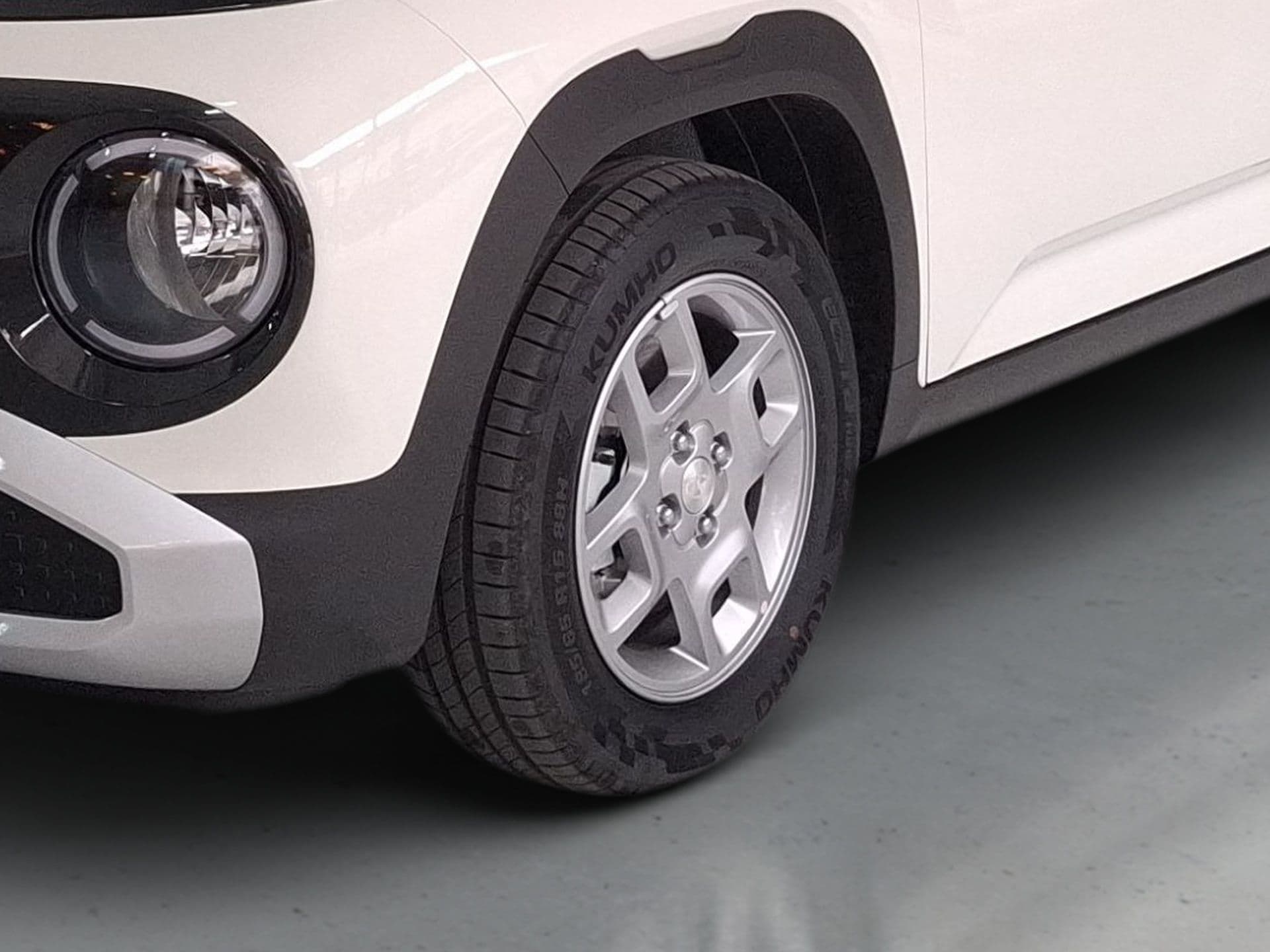 Hyundai Inster - 5