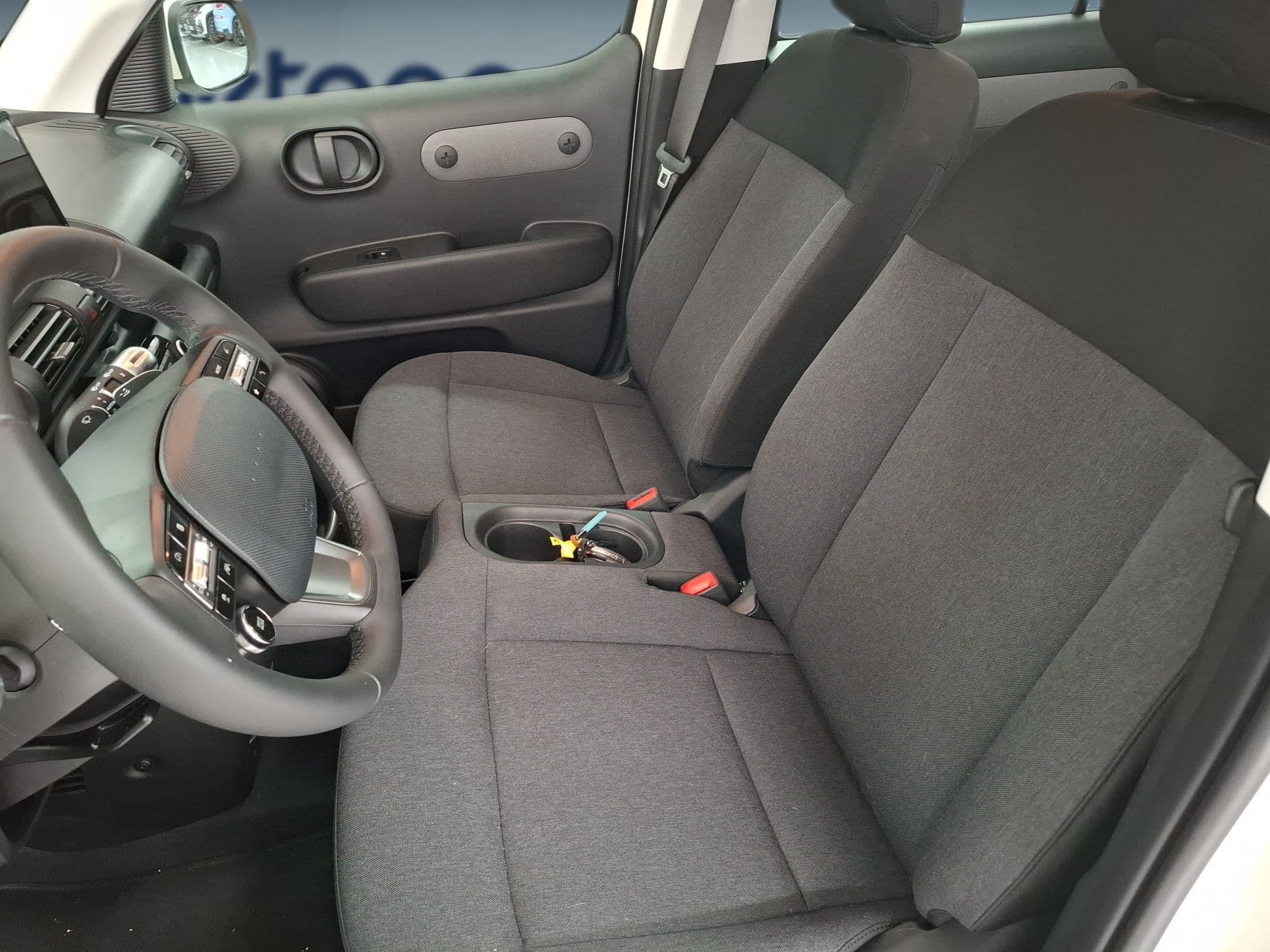 Hyundai Inster - 11