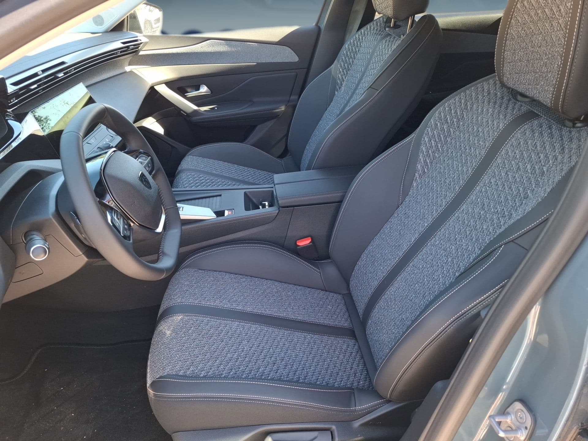 Peugeot 308 SW - 11