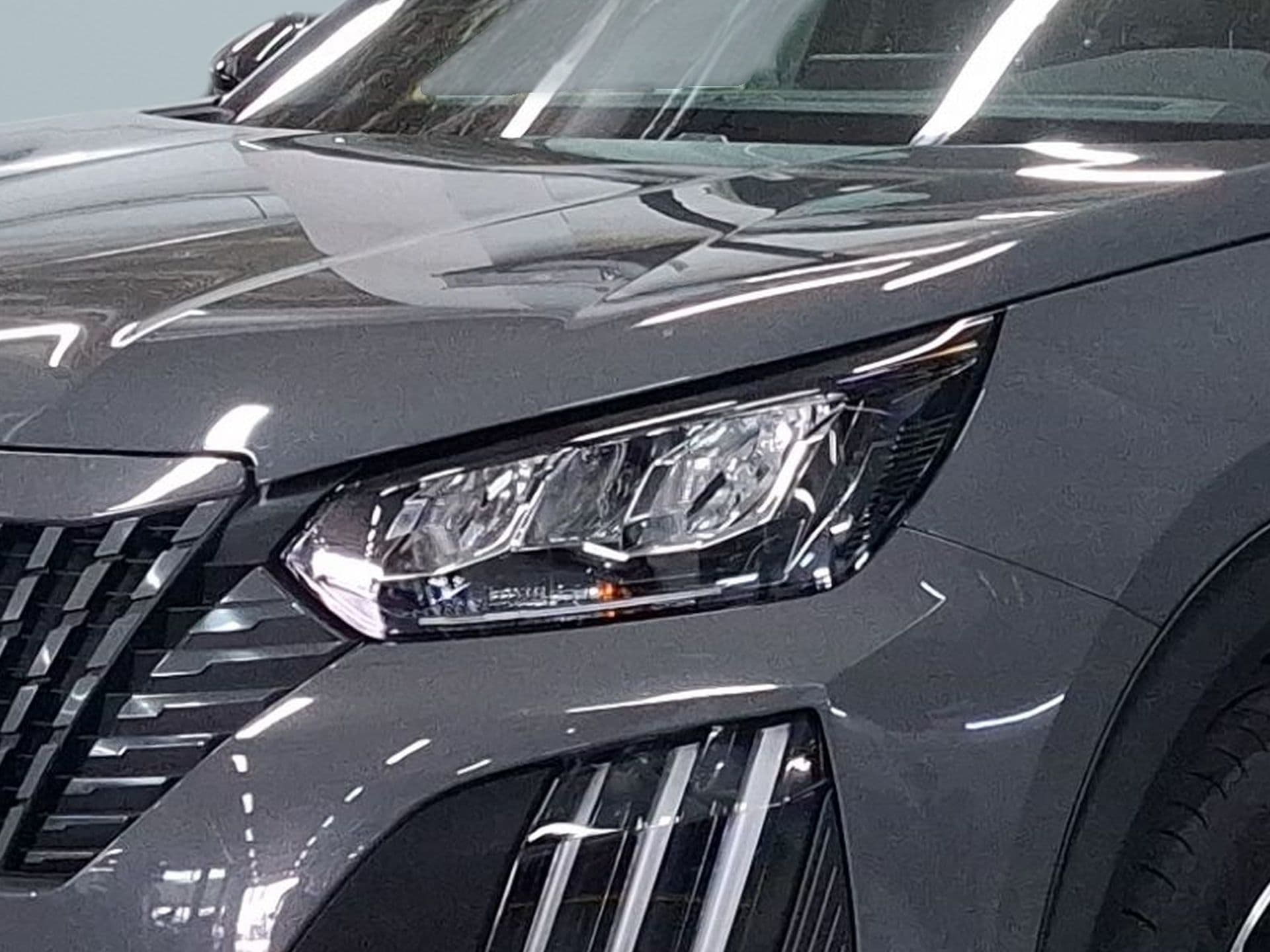 Peugeot 2008 - 5