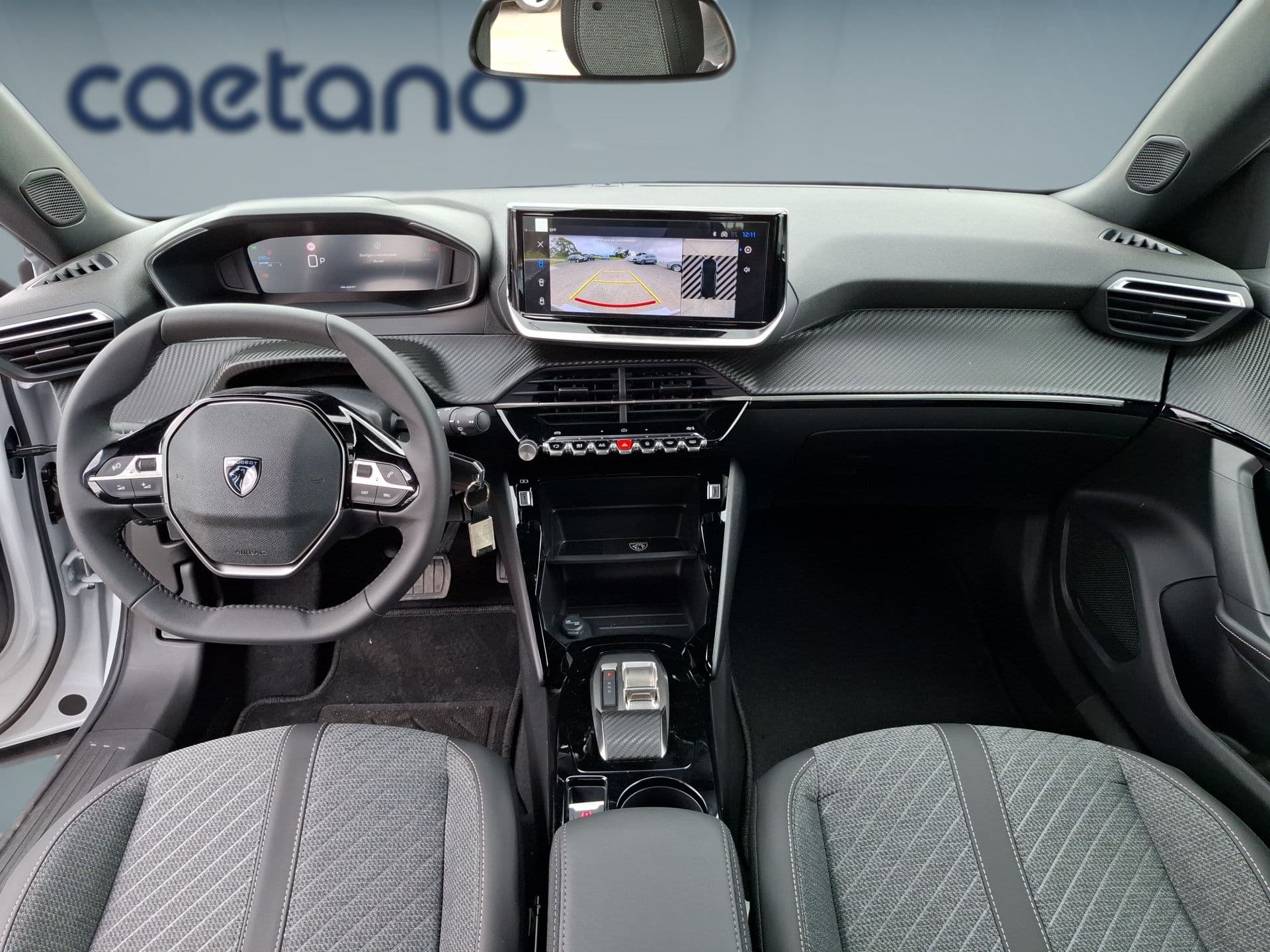 Peugeot 2008 - 10