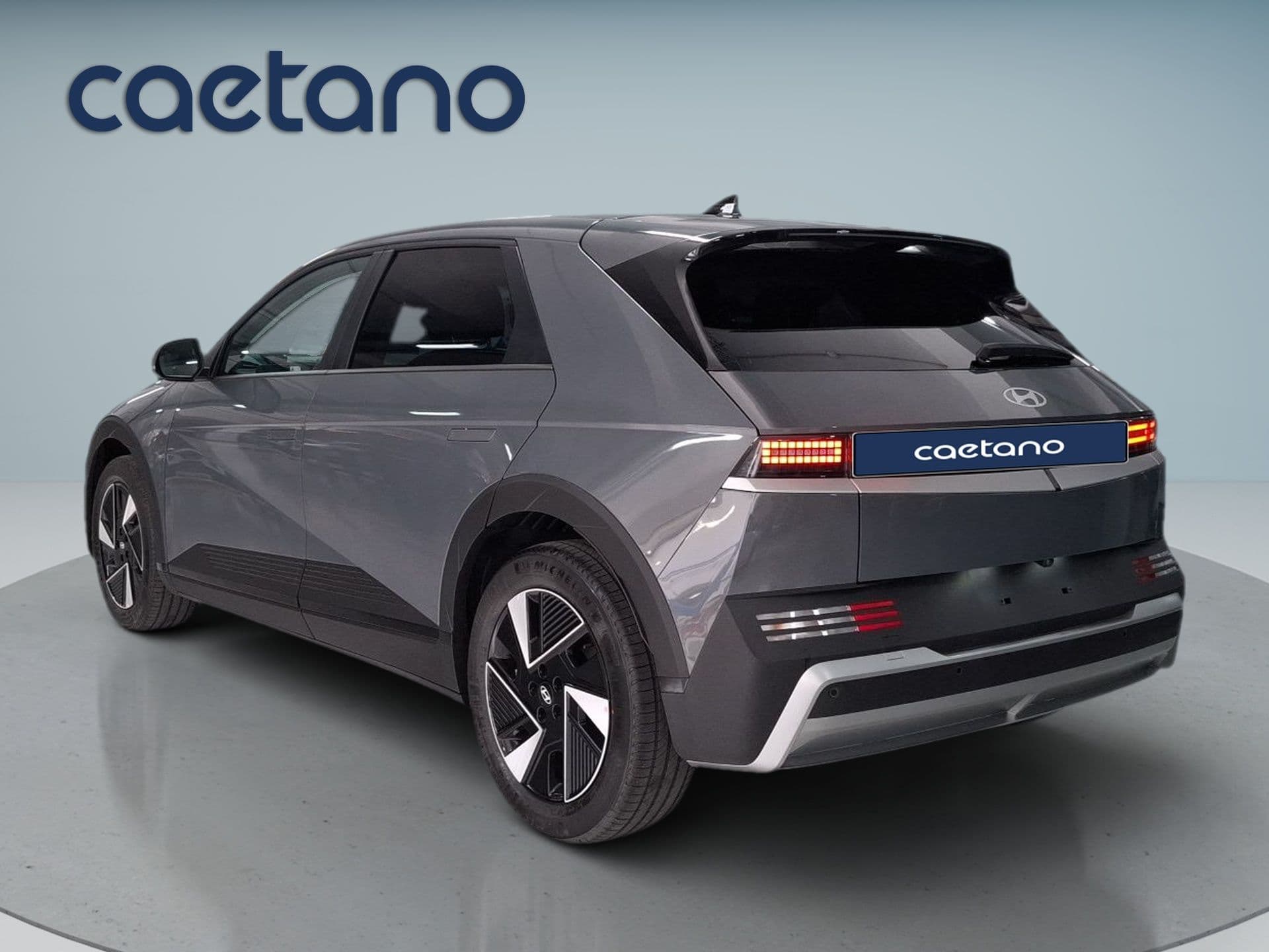 Hyundai IONIQ 5 - 6