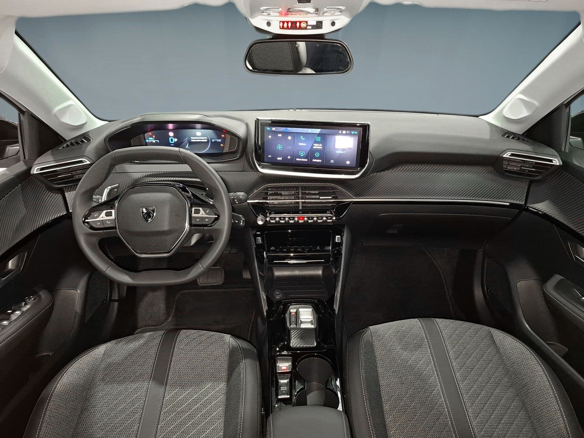 Peugeot 208 - 10