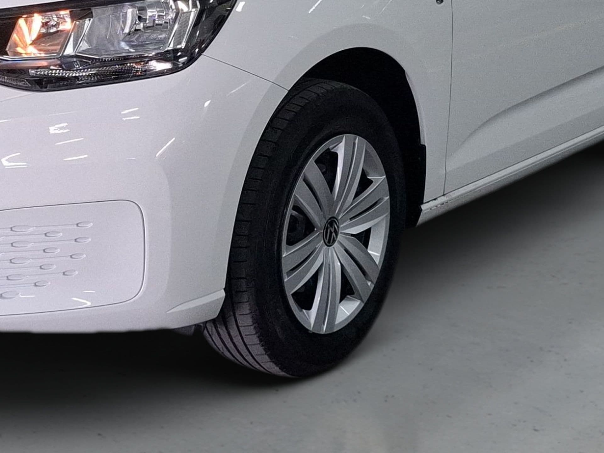 Volkswagen Caddy - 5