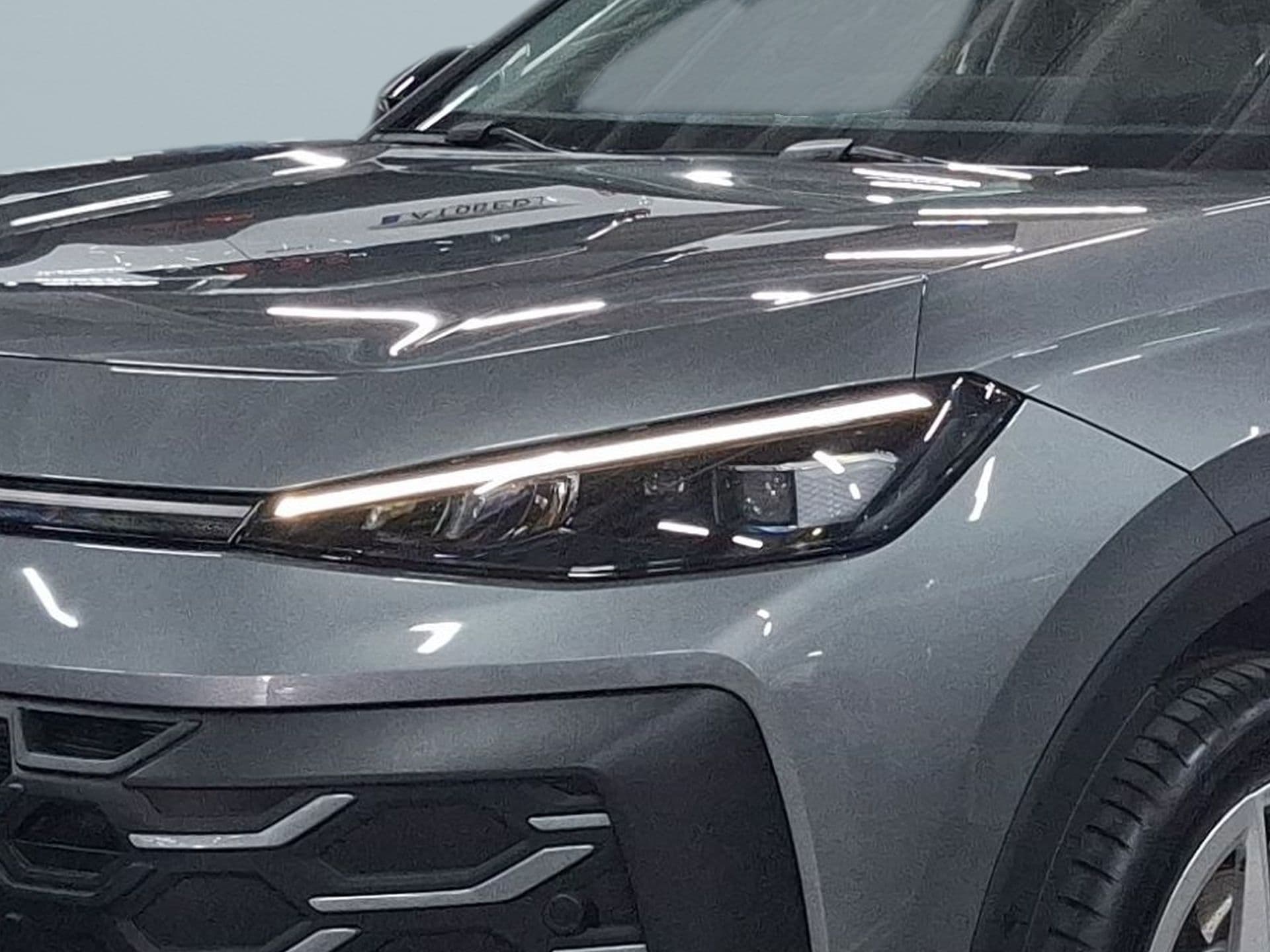 Volkswagen T-Roc - 2