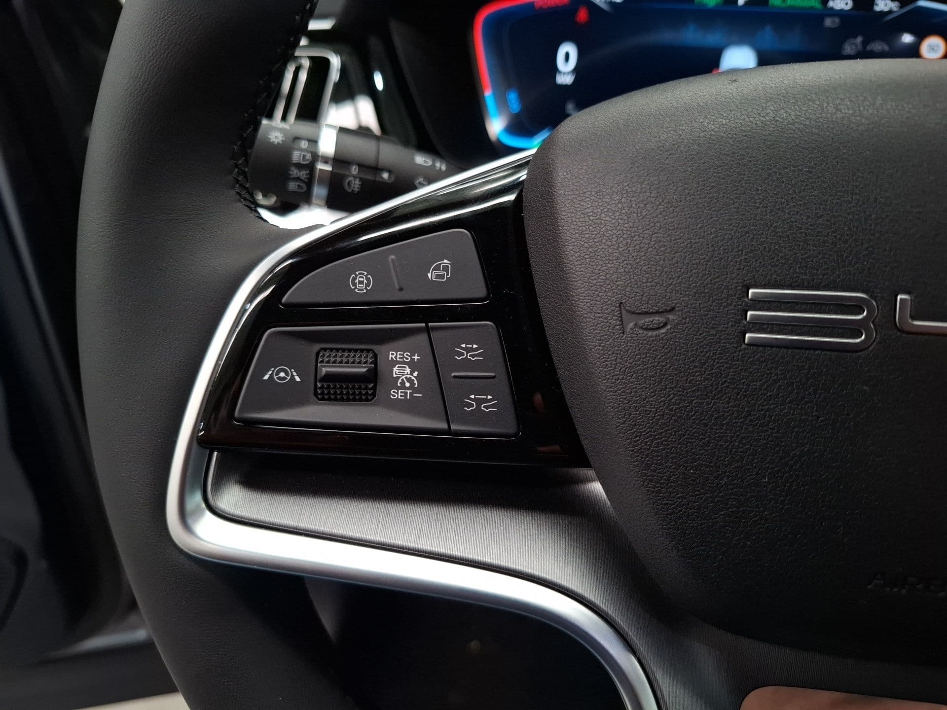 BYD SEAL U - 9