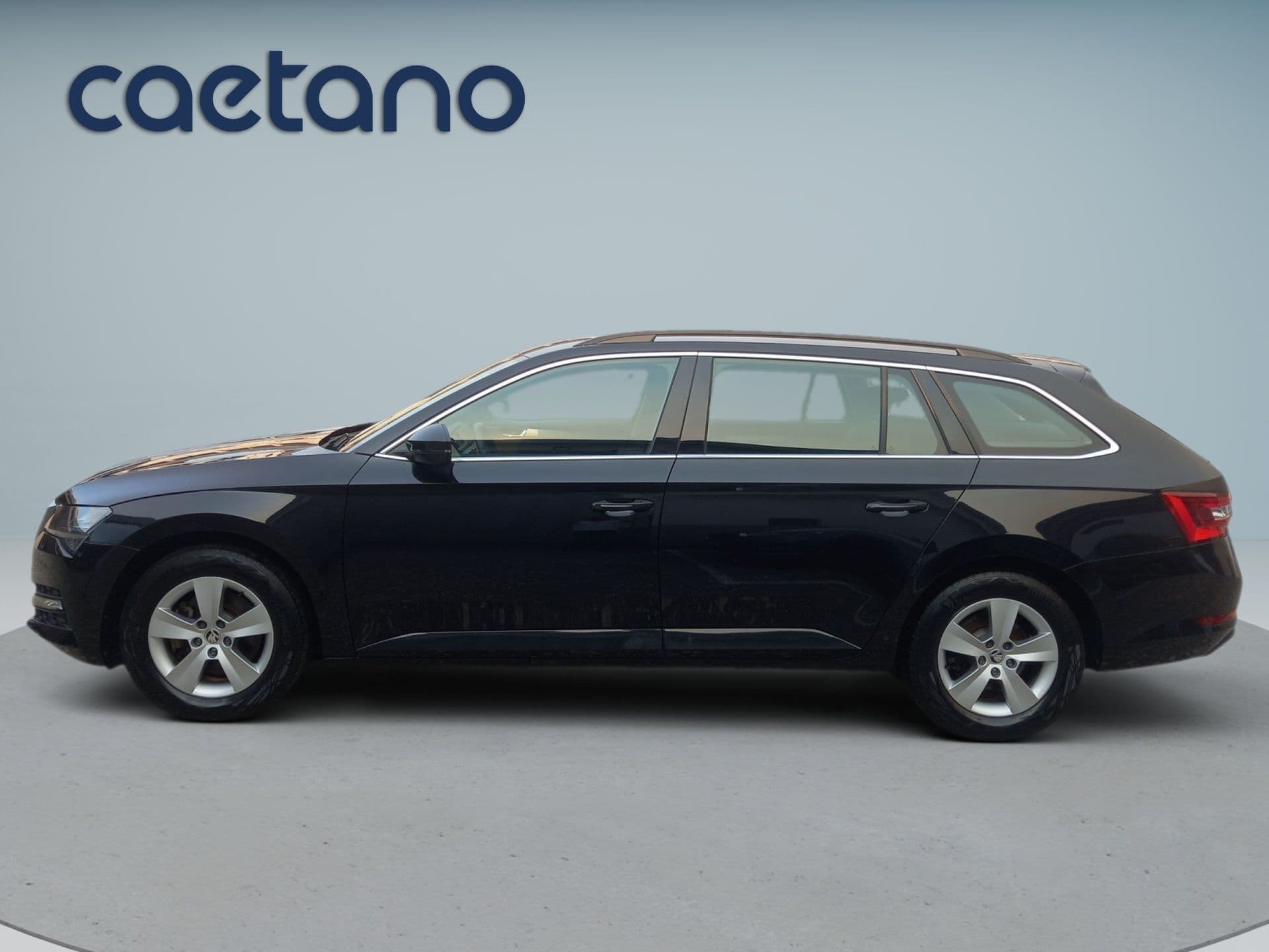 Škoda Superb - 4
