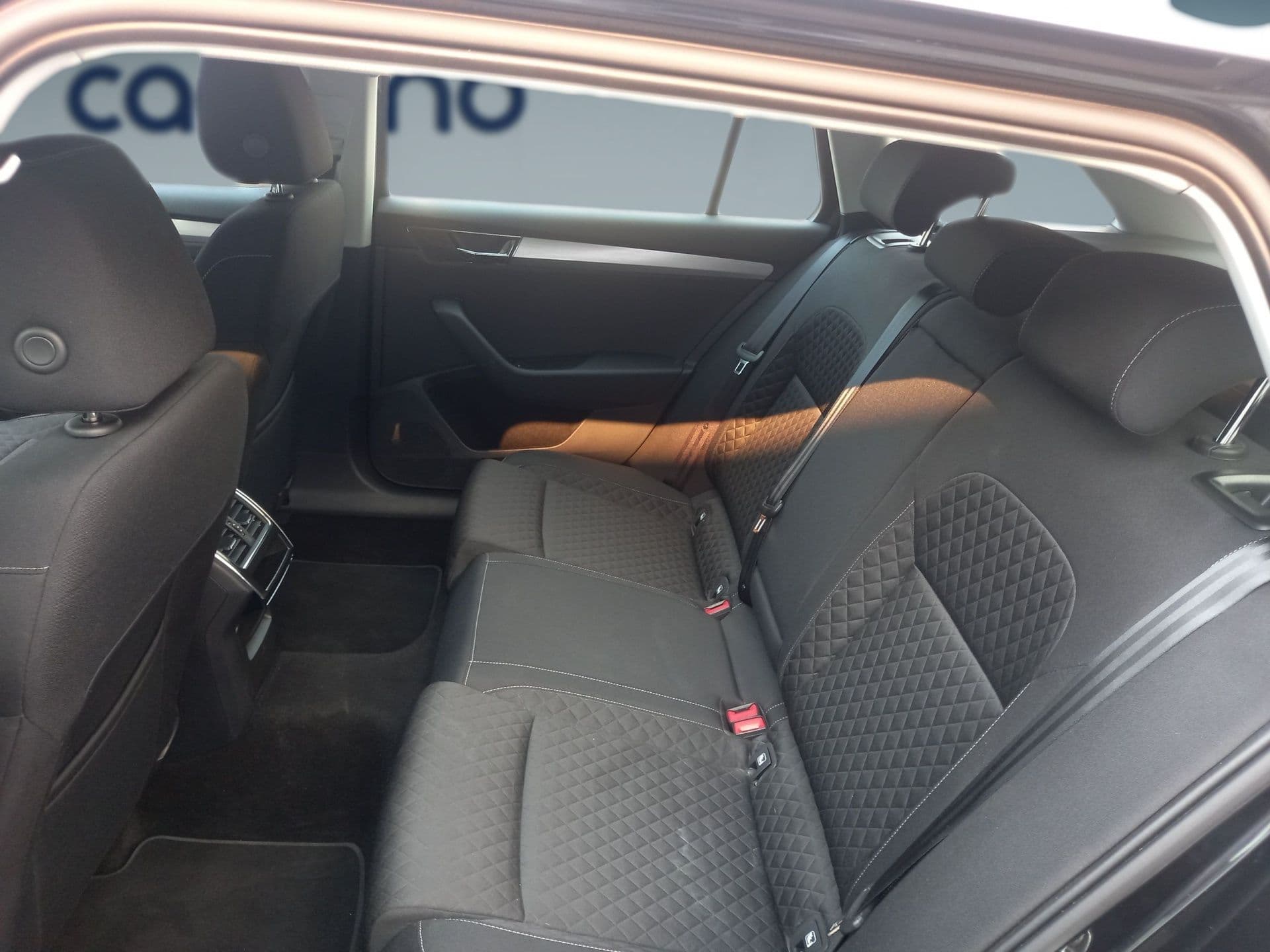 Škoda Superb - 10