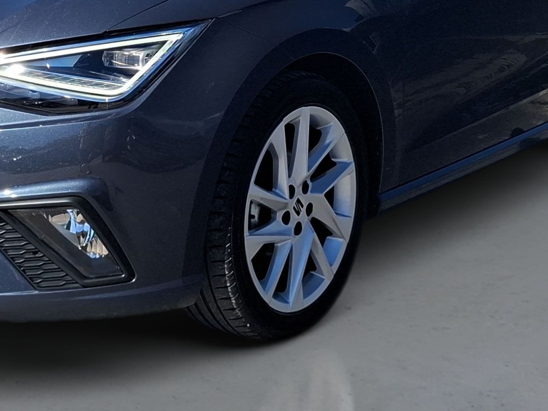SEAT Ibiza - 4