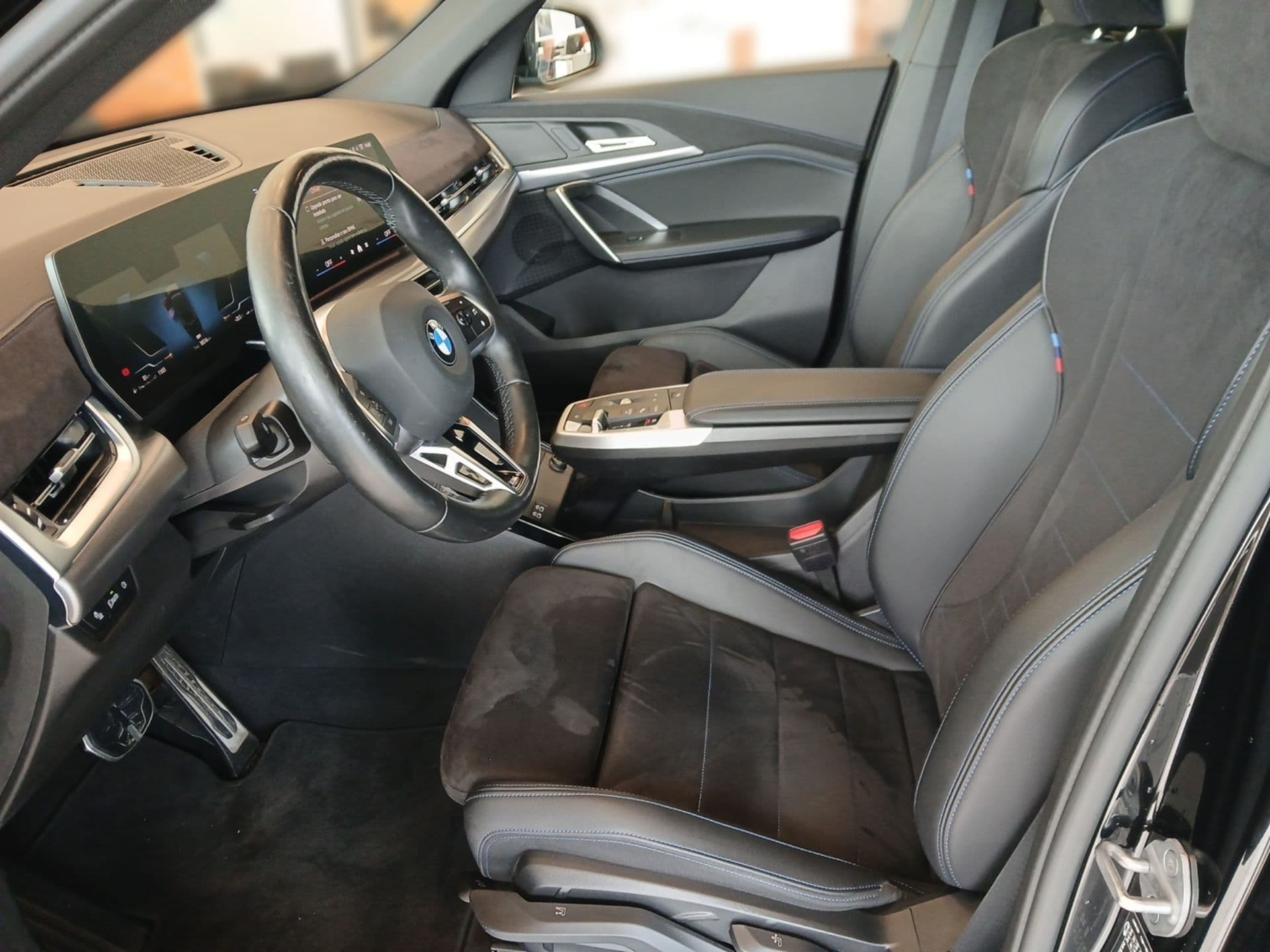 BMW X2 - 11