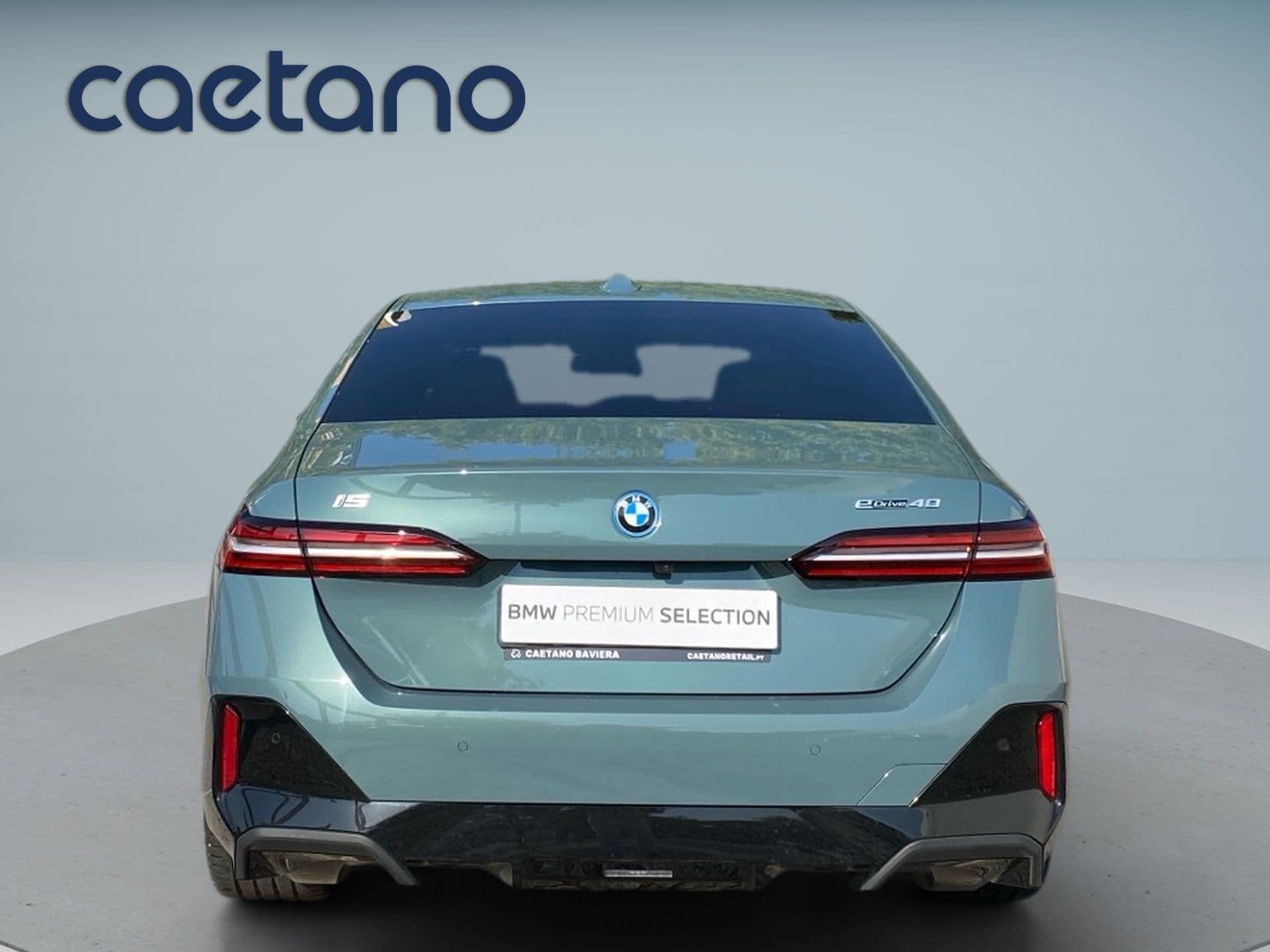 BMW i5