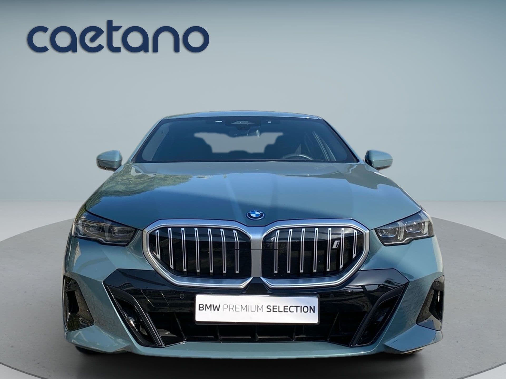 BMW i5 - 3