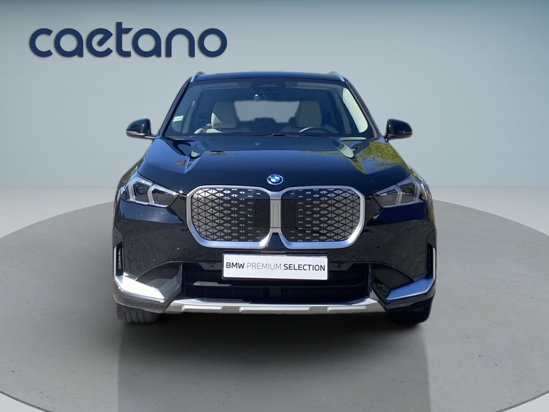 BMW iX1