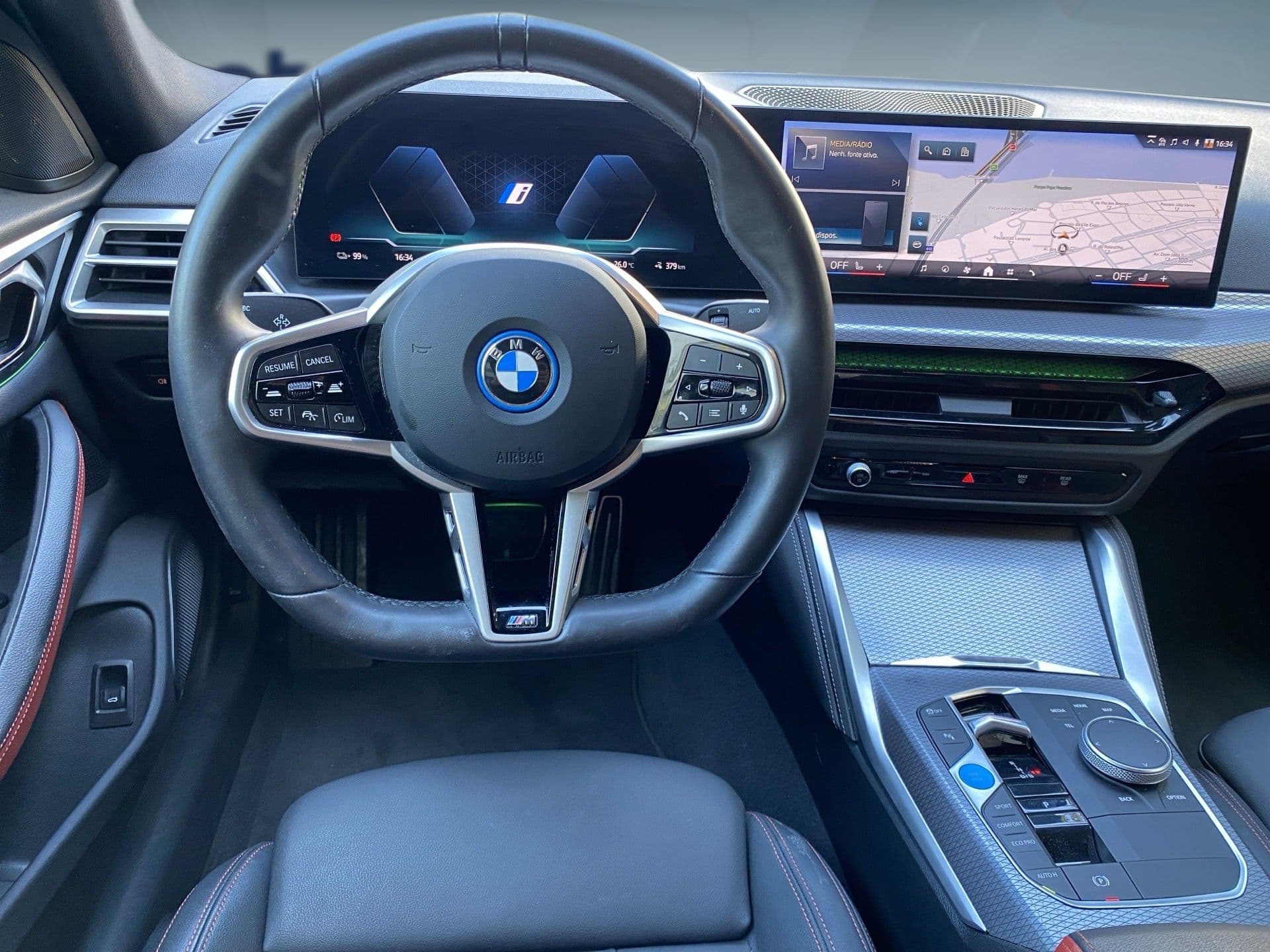 BMW i4 - 8