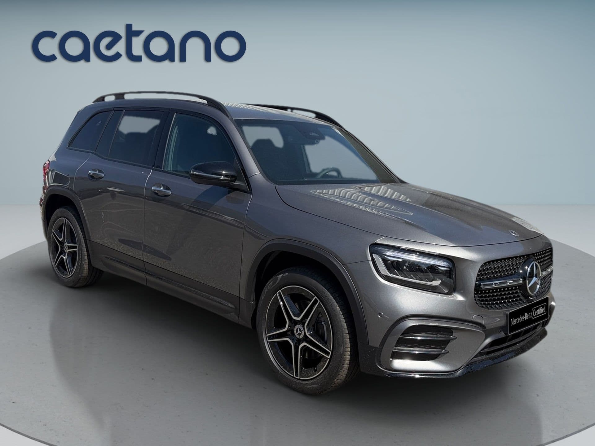 Mercedes-Benz GLB - 2