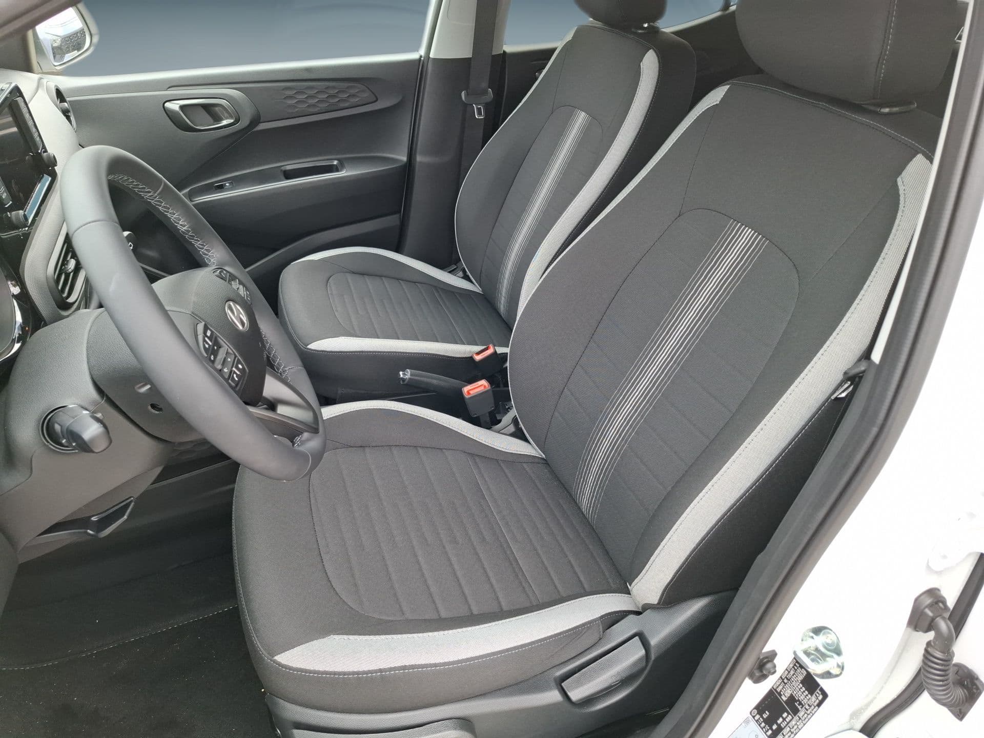 Hyundai i10 - 11