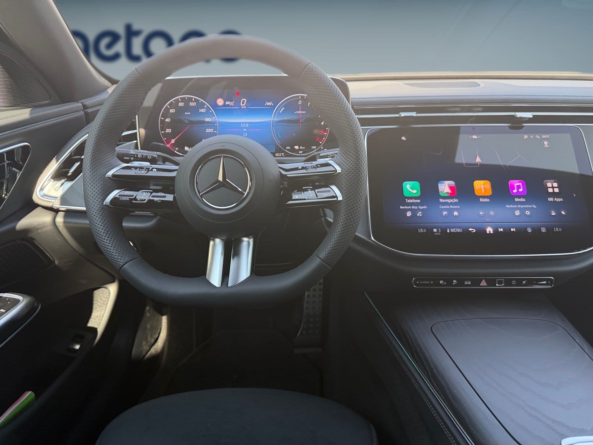 Mercedes-Benz Classe E - 12