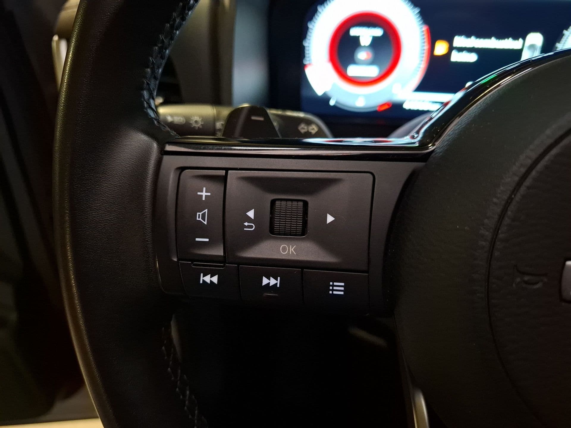 Nissan Qashqai - 10
