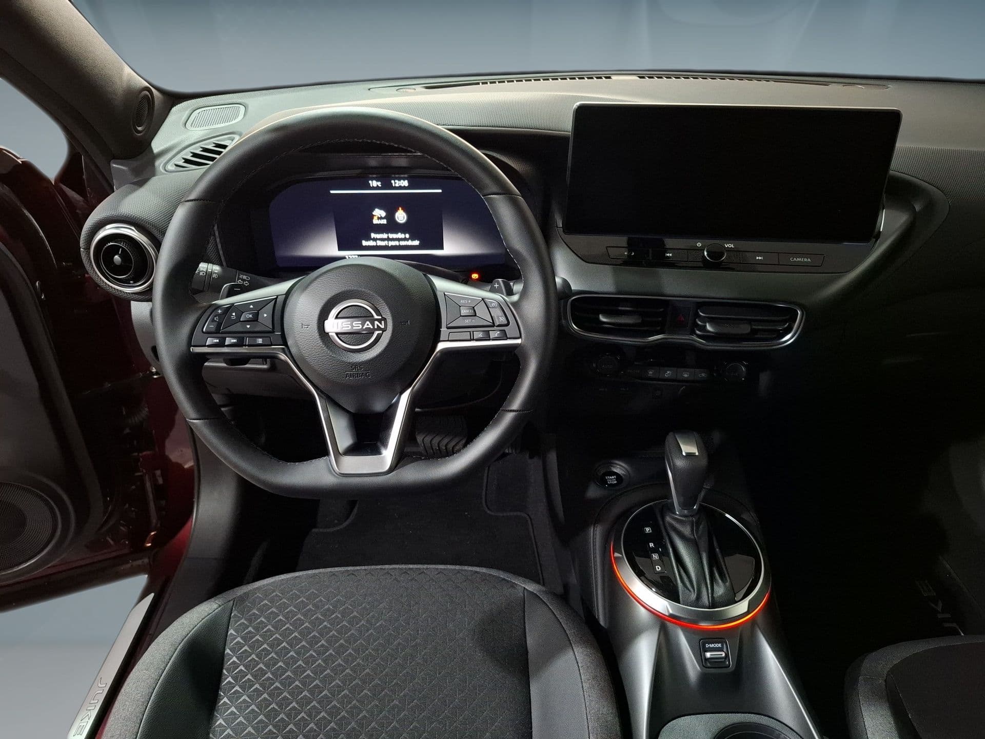 Nissan JUKE - 12
