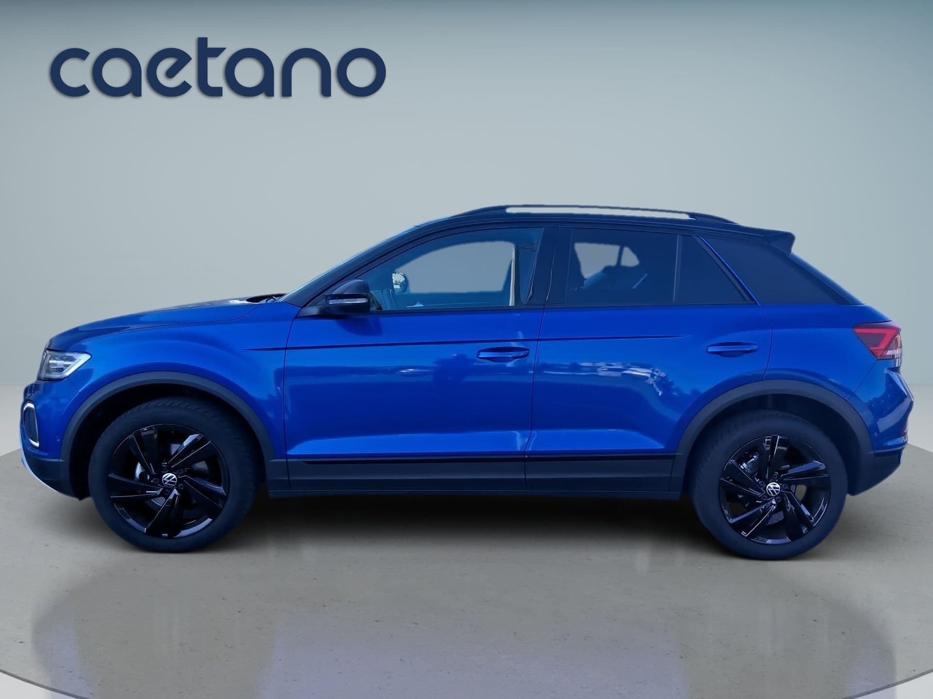 Volkswagen T-Roc - 3