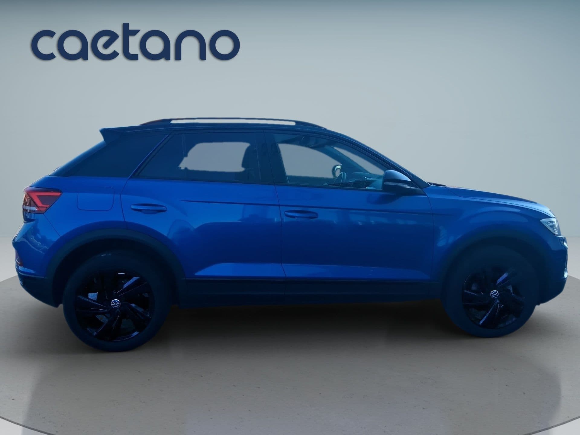 Volkswagen T-Roc - 9