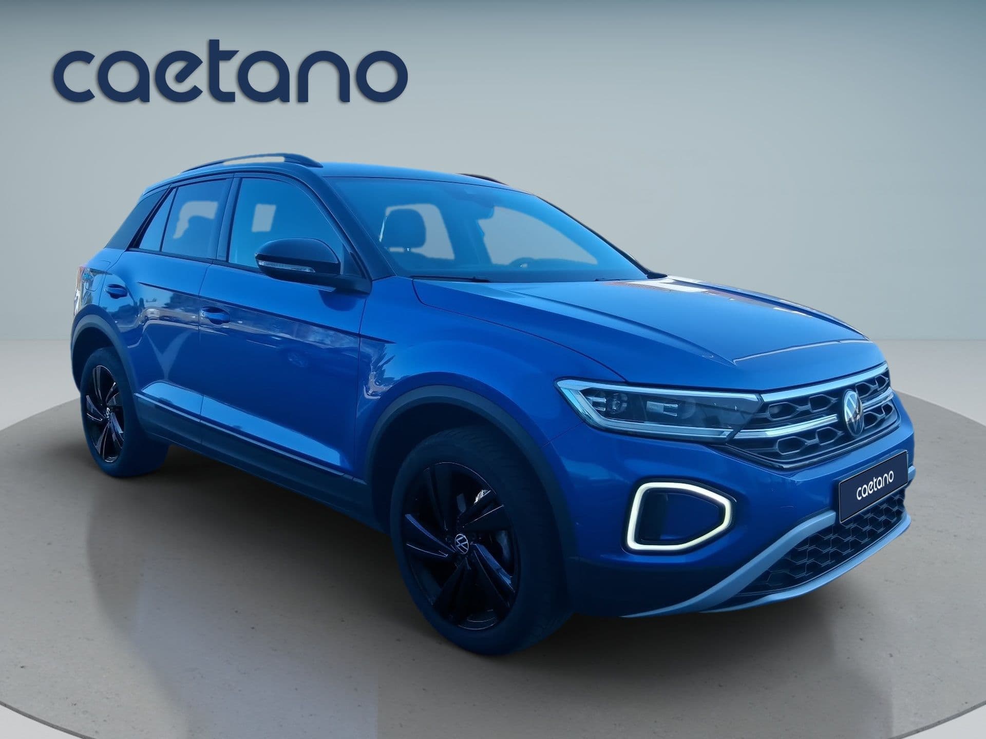 Volkswagen T-Roc - 10