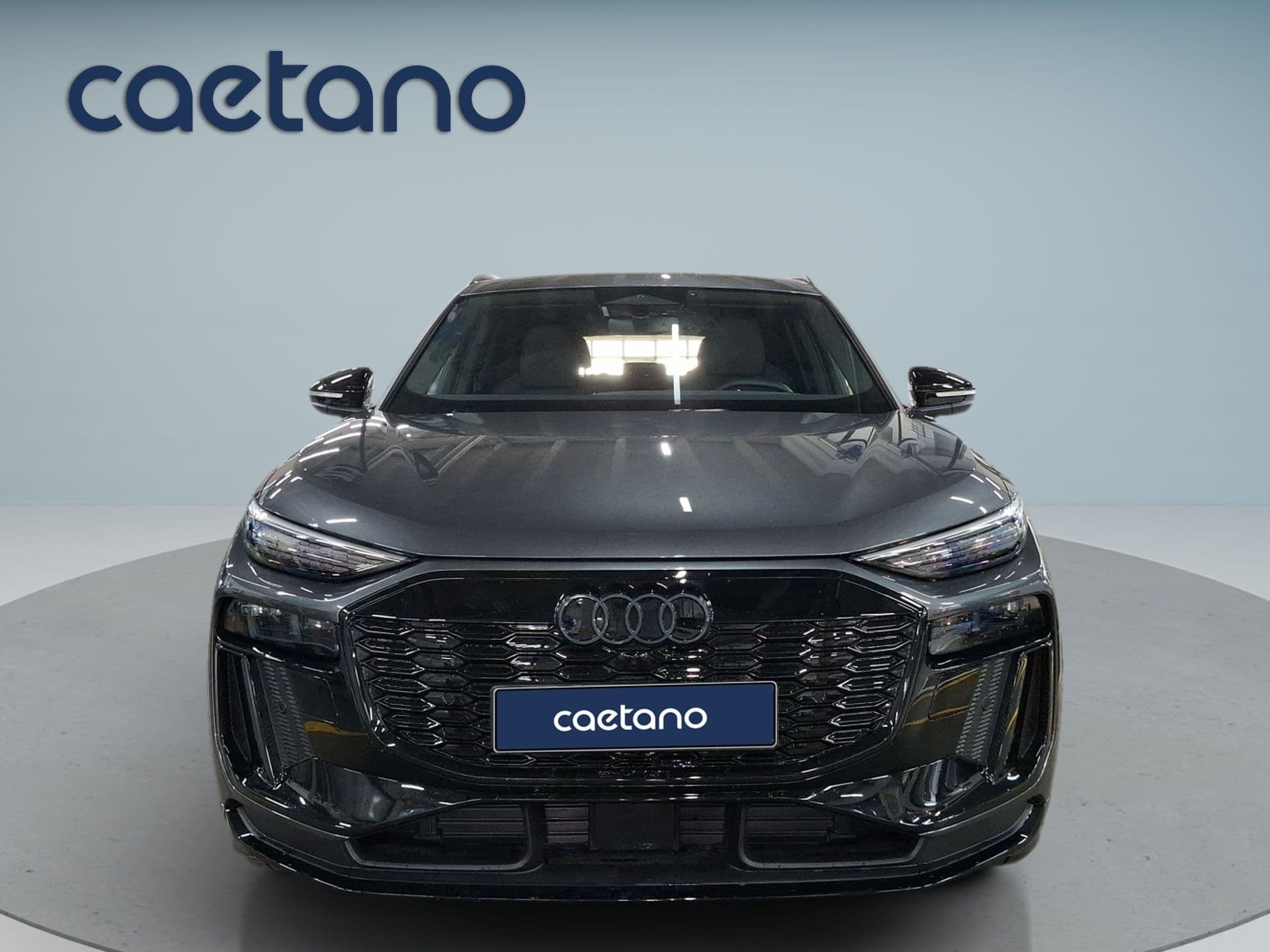 Audi Q6 e-tron - 2