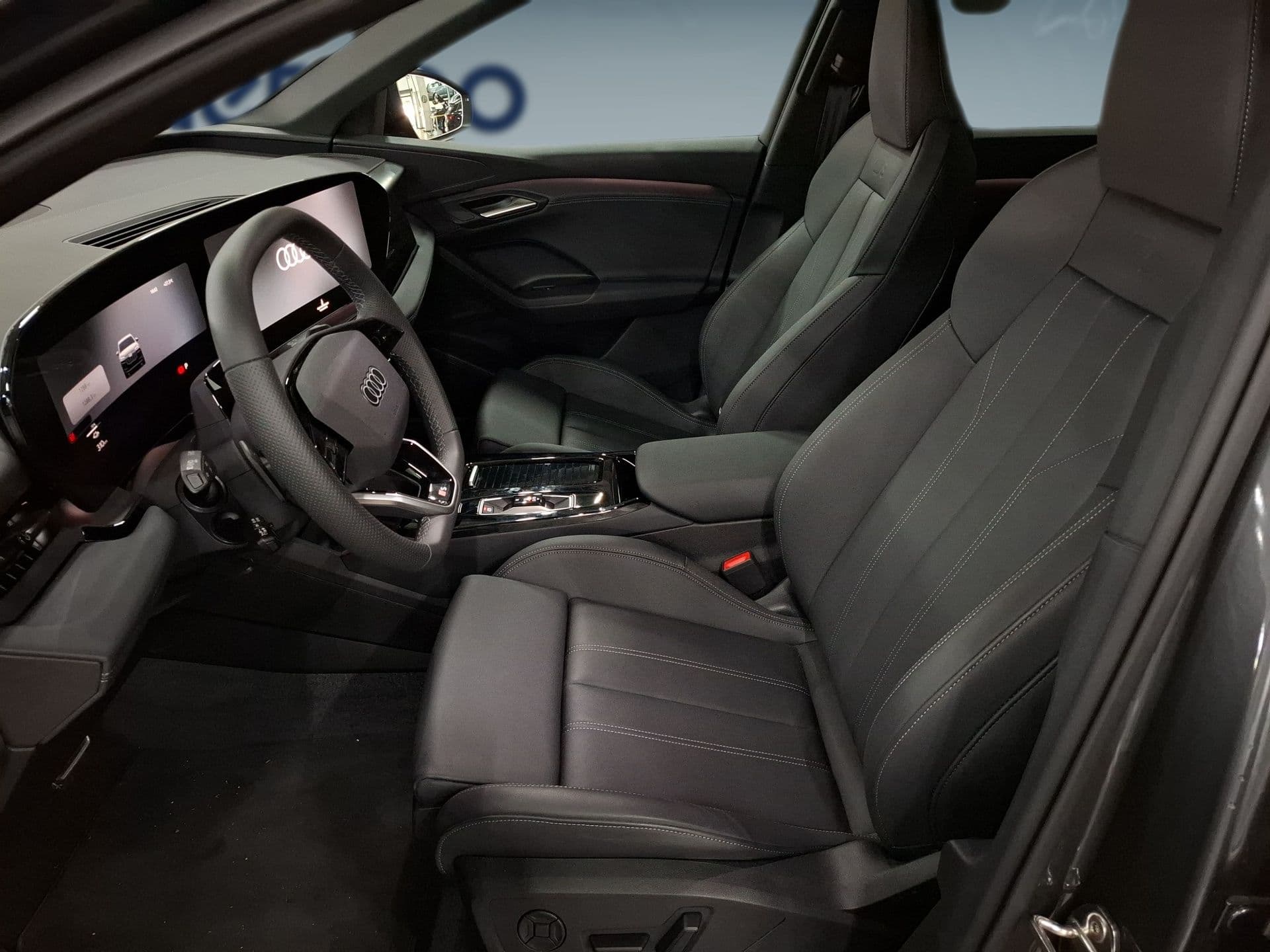 Audi Q6 e-tron - 11