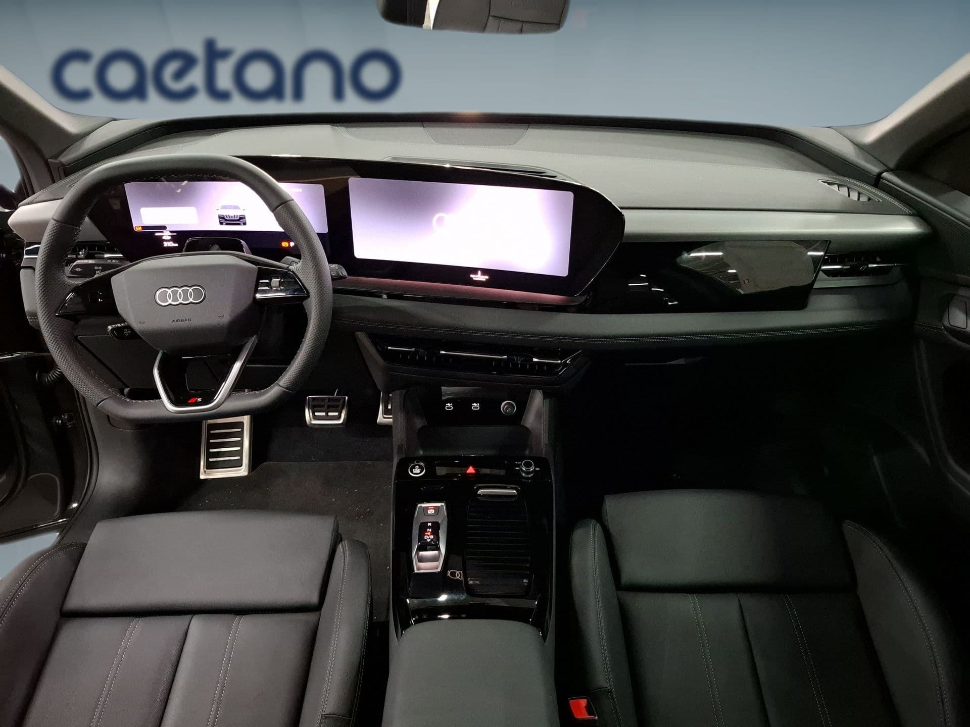 Audi Q6 e-tron - 12