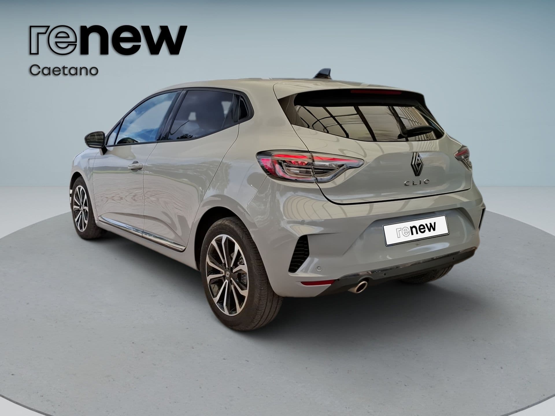 Renault Clio - 6