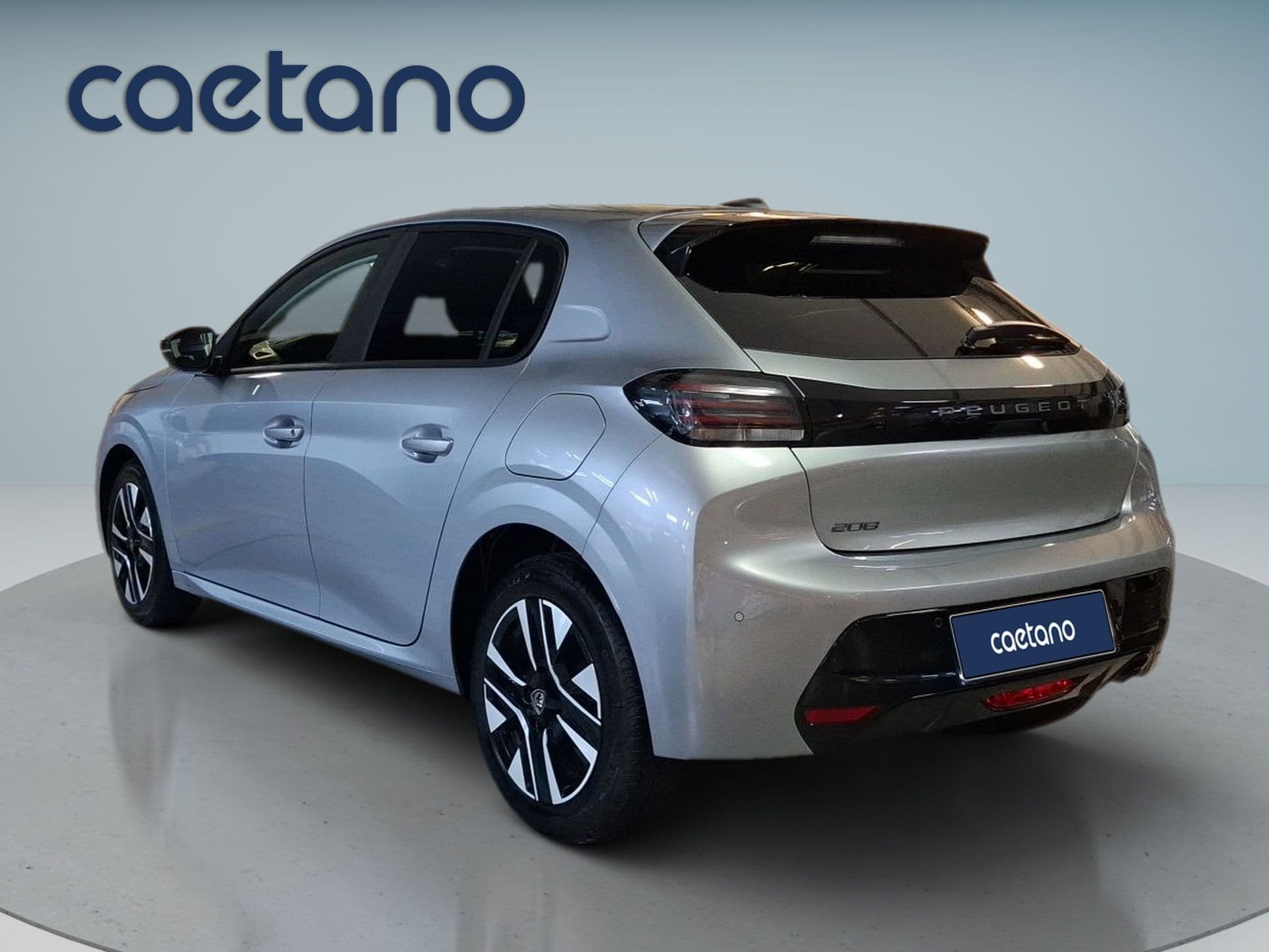 Peugeot 208 - 4