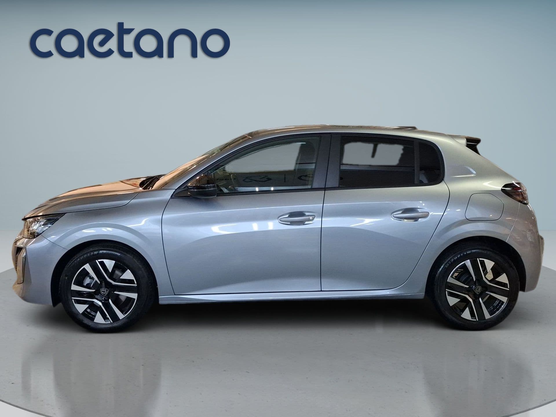 Peugeot 208 - 5