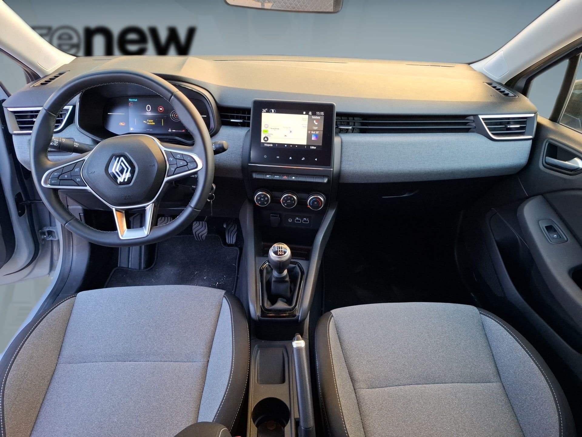 Renault Clio - 12