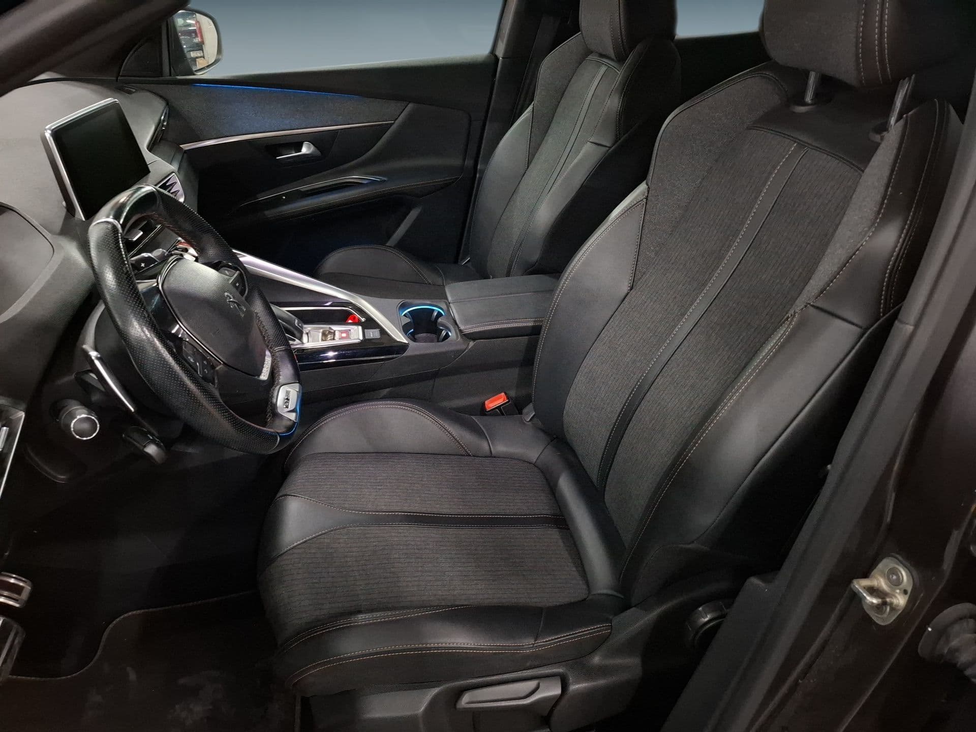 Peugeot 3008 - 11