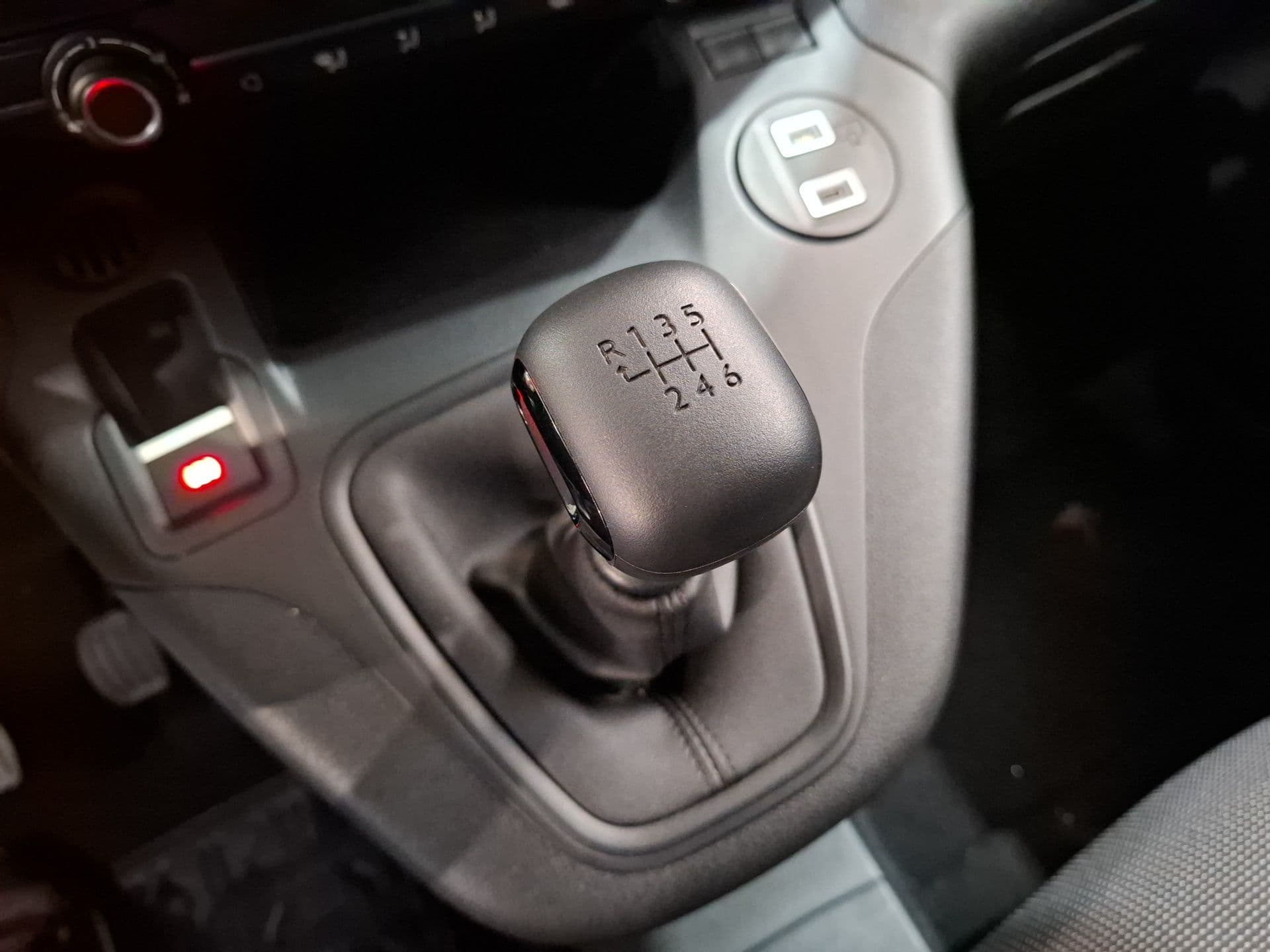 Opel Combo - 12