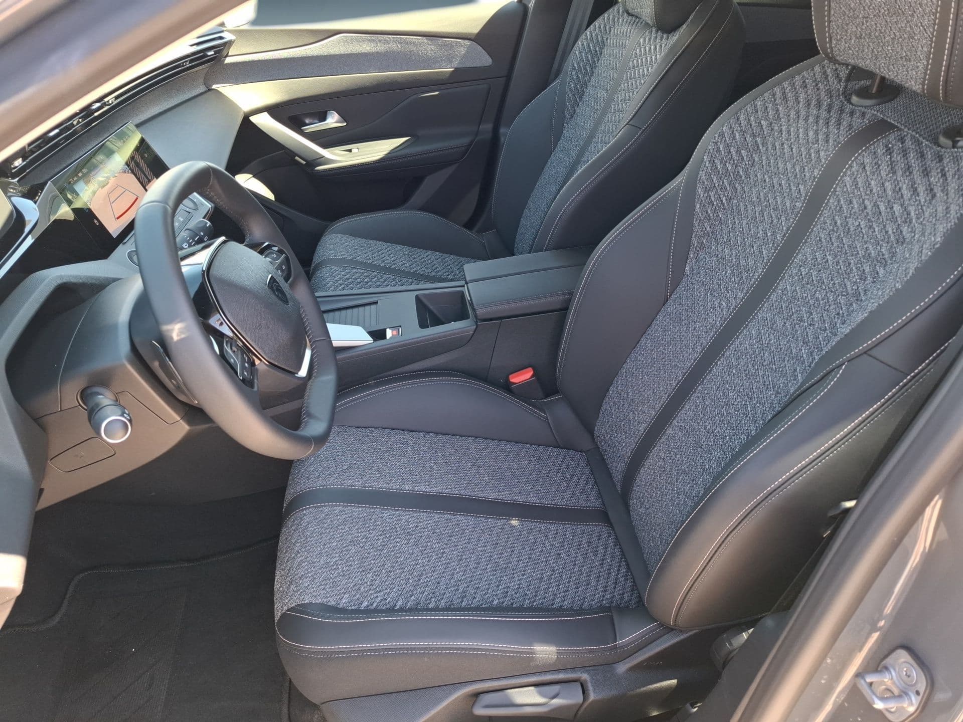 Peugeot 308 SW - 11